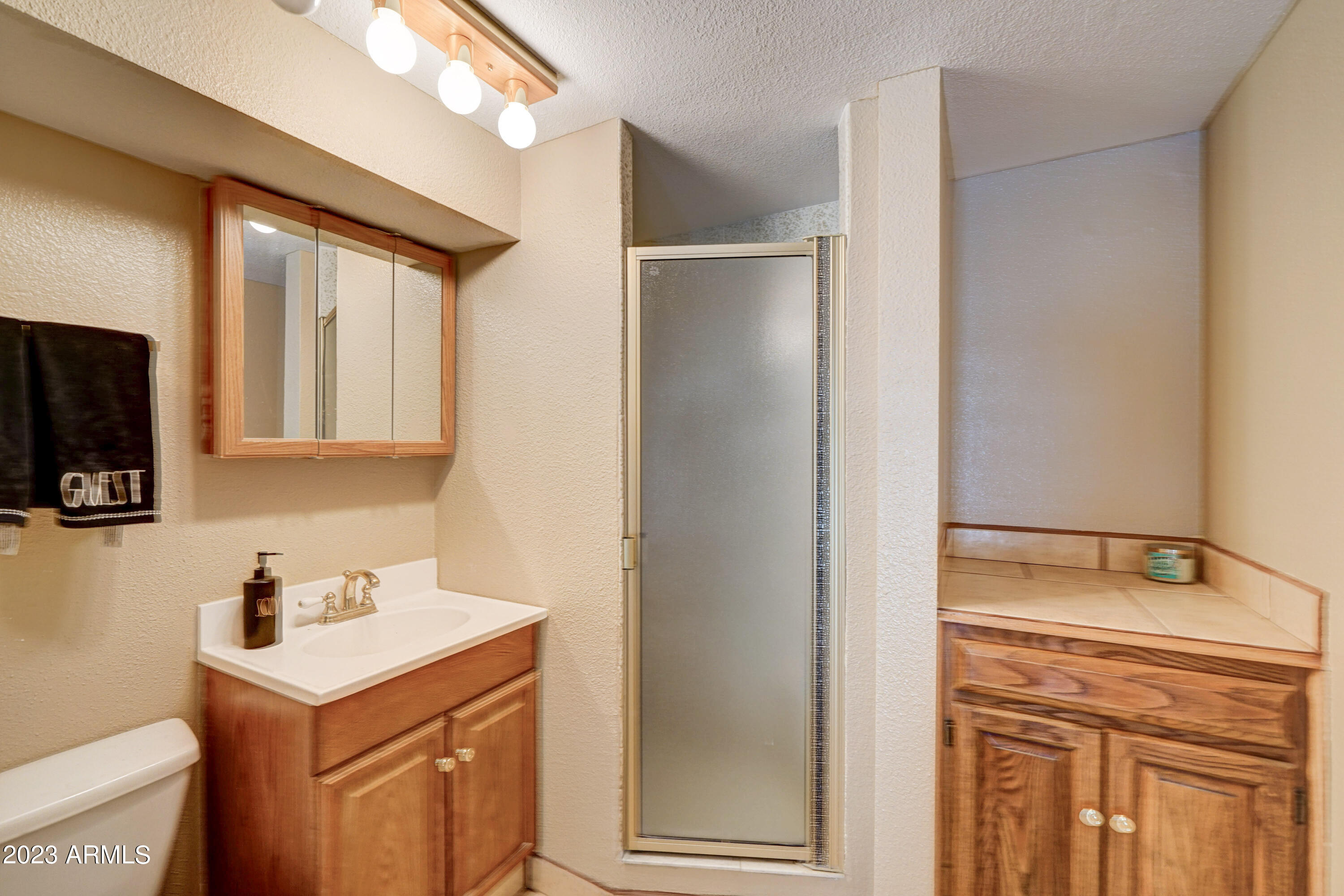 1309 E ECHO Lane