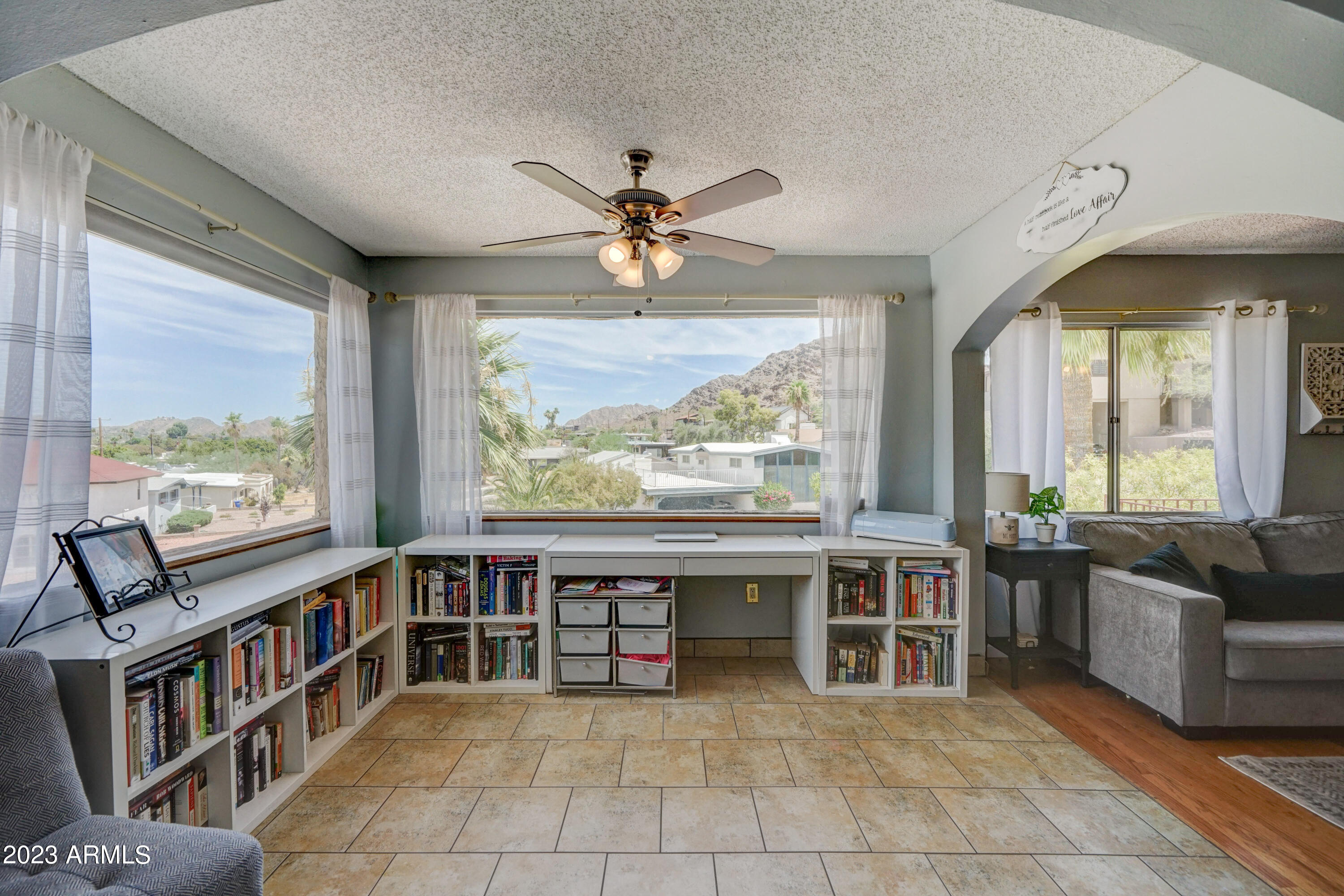 1309 E ECHO Lane