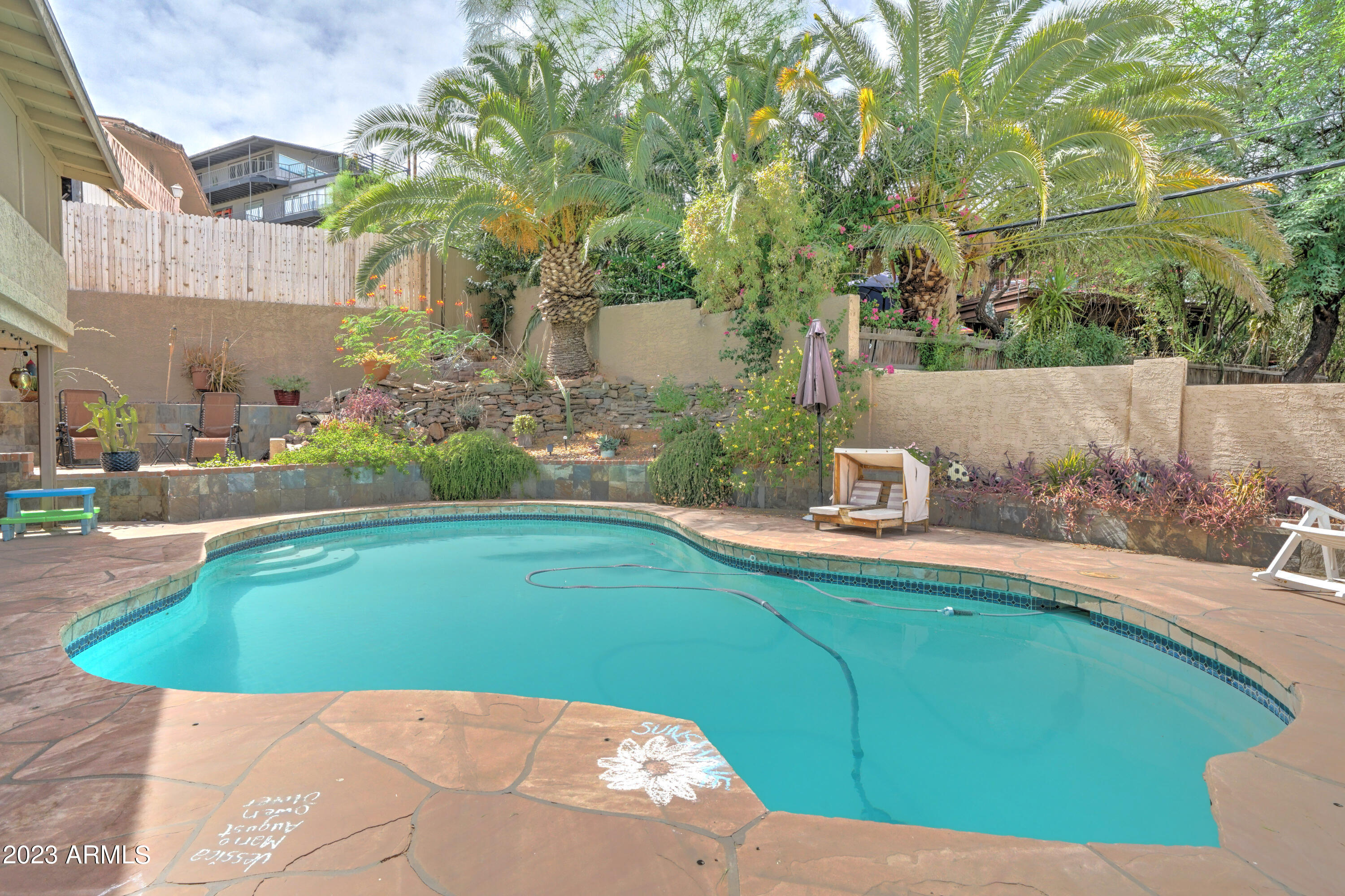 1309 E ECHO Lane