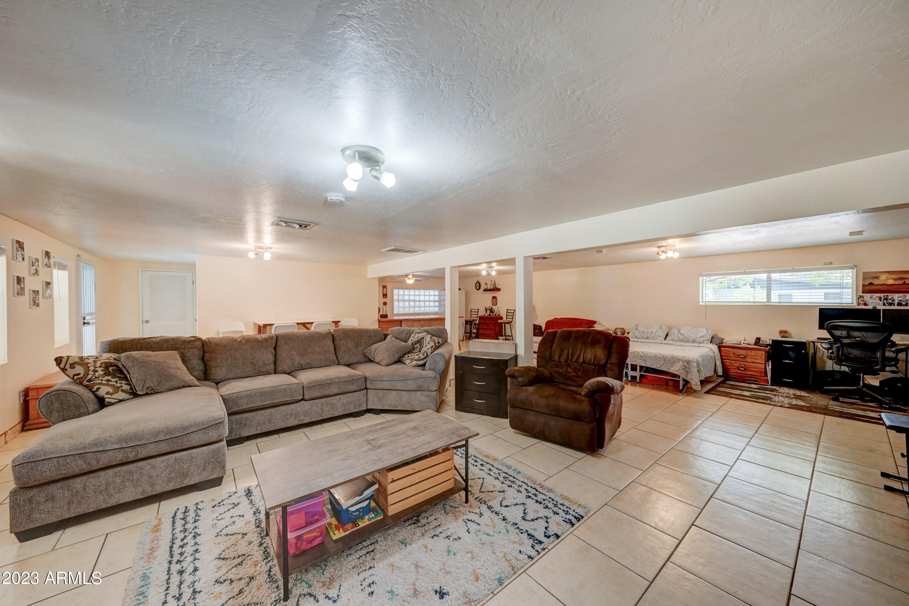 1309 E ECHO Lane