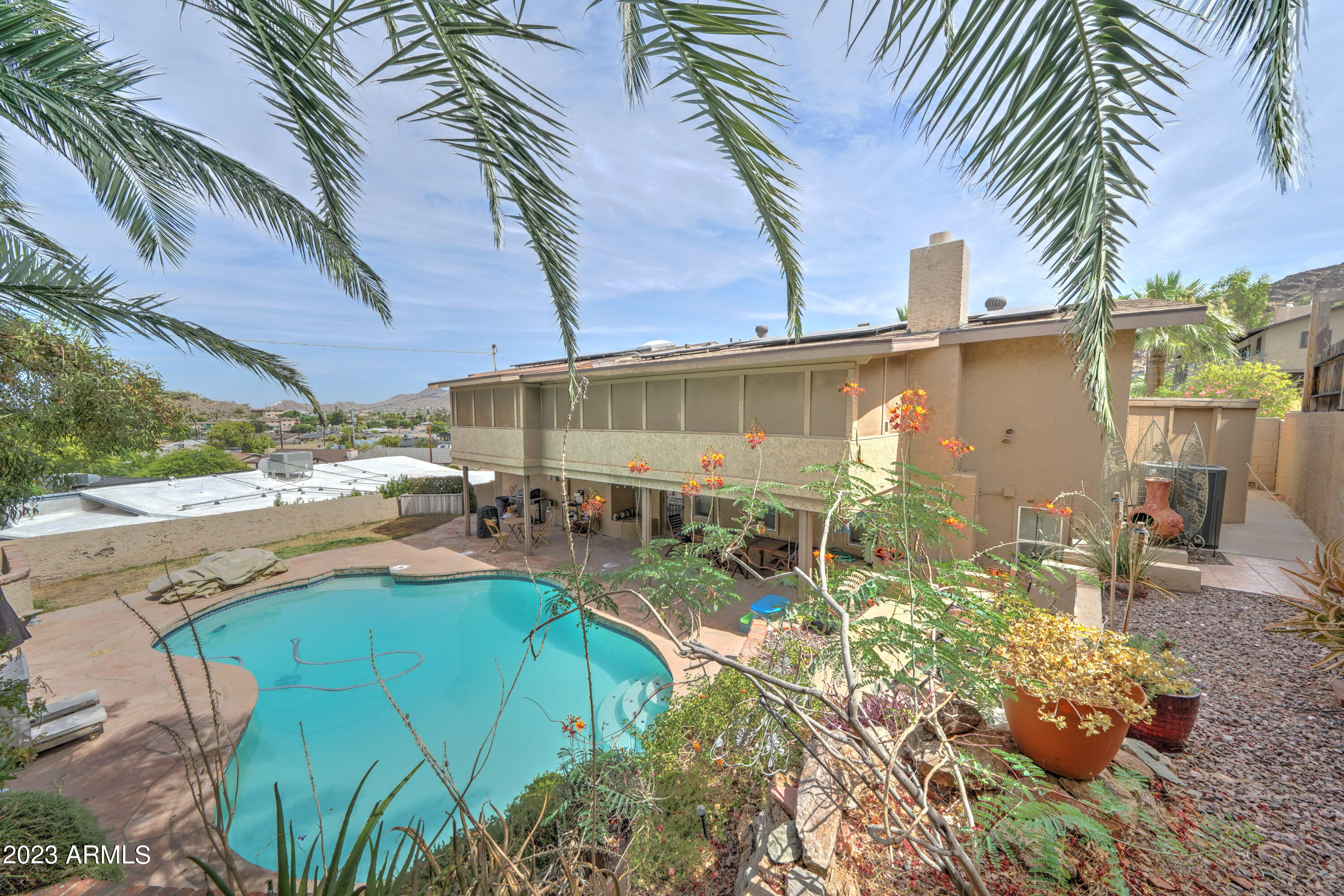 1309 E ECHO Lane