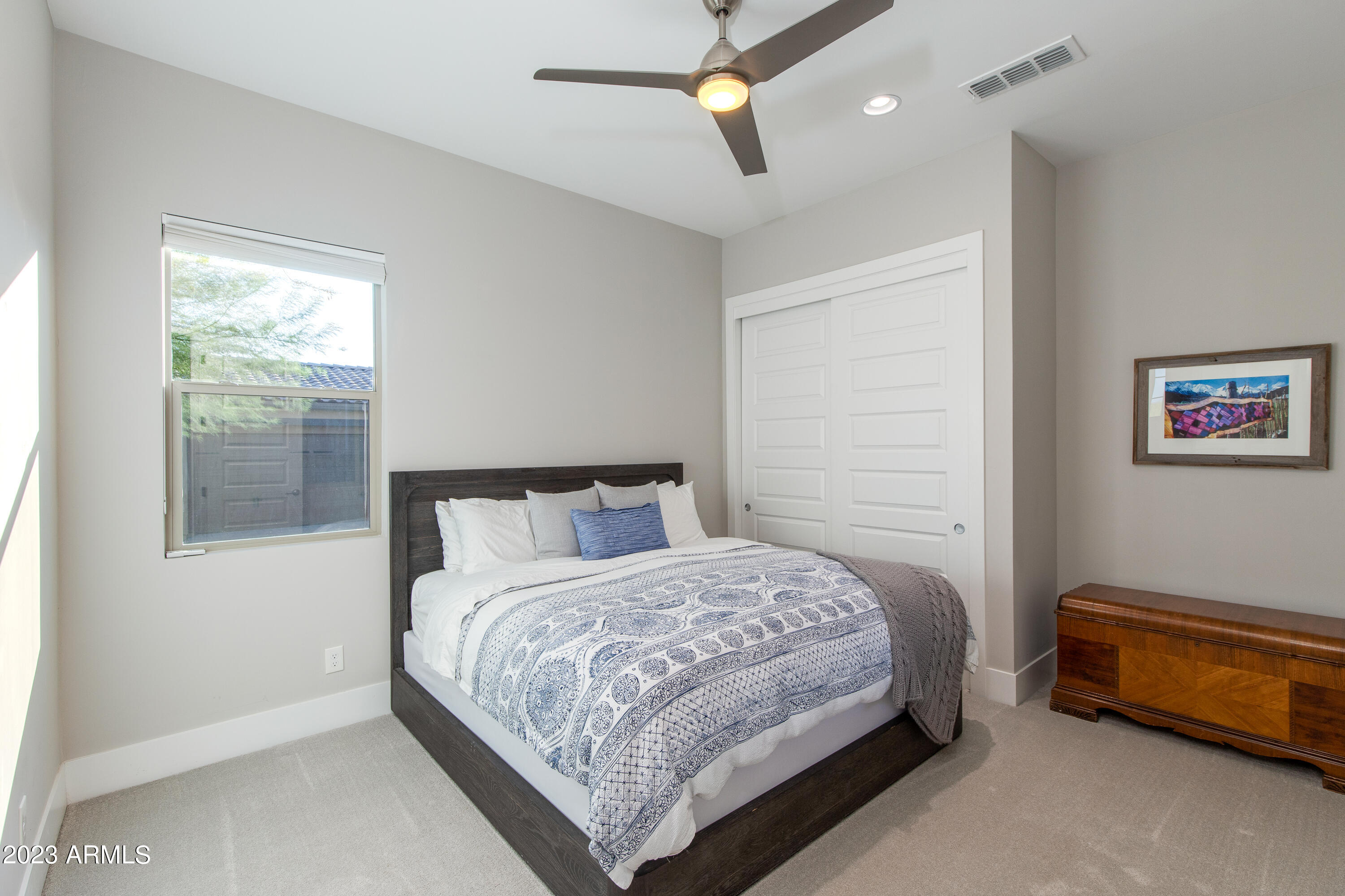 6016 E Thunder Hawk Road