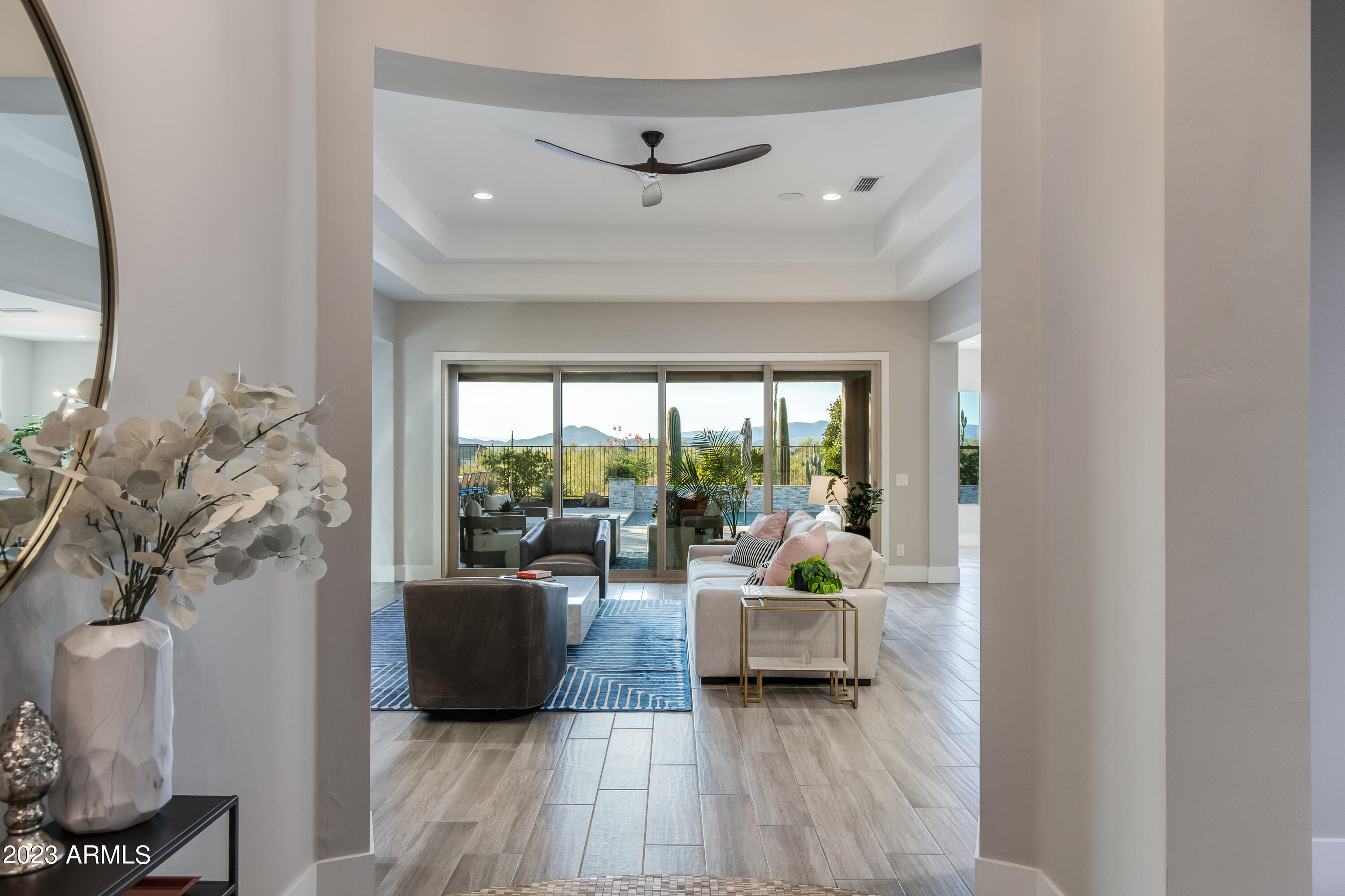 6016 E Thunder Hawk Road