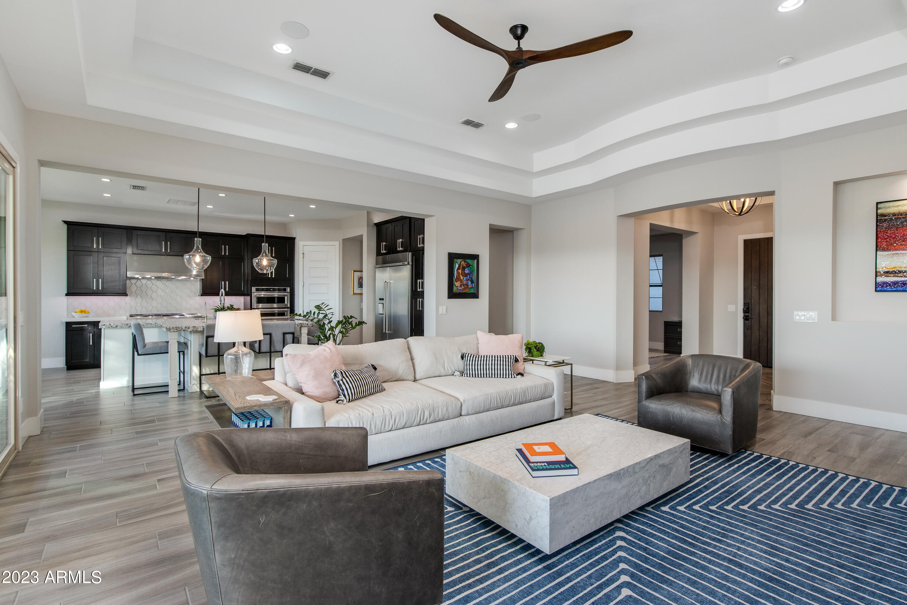 6016 E Thunder Hawk Road