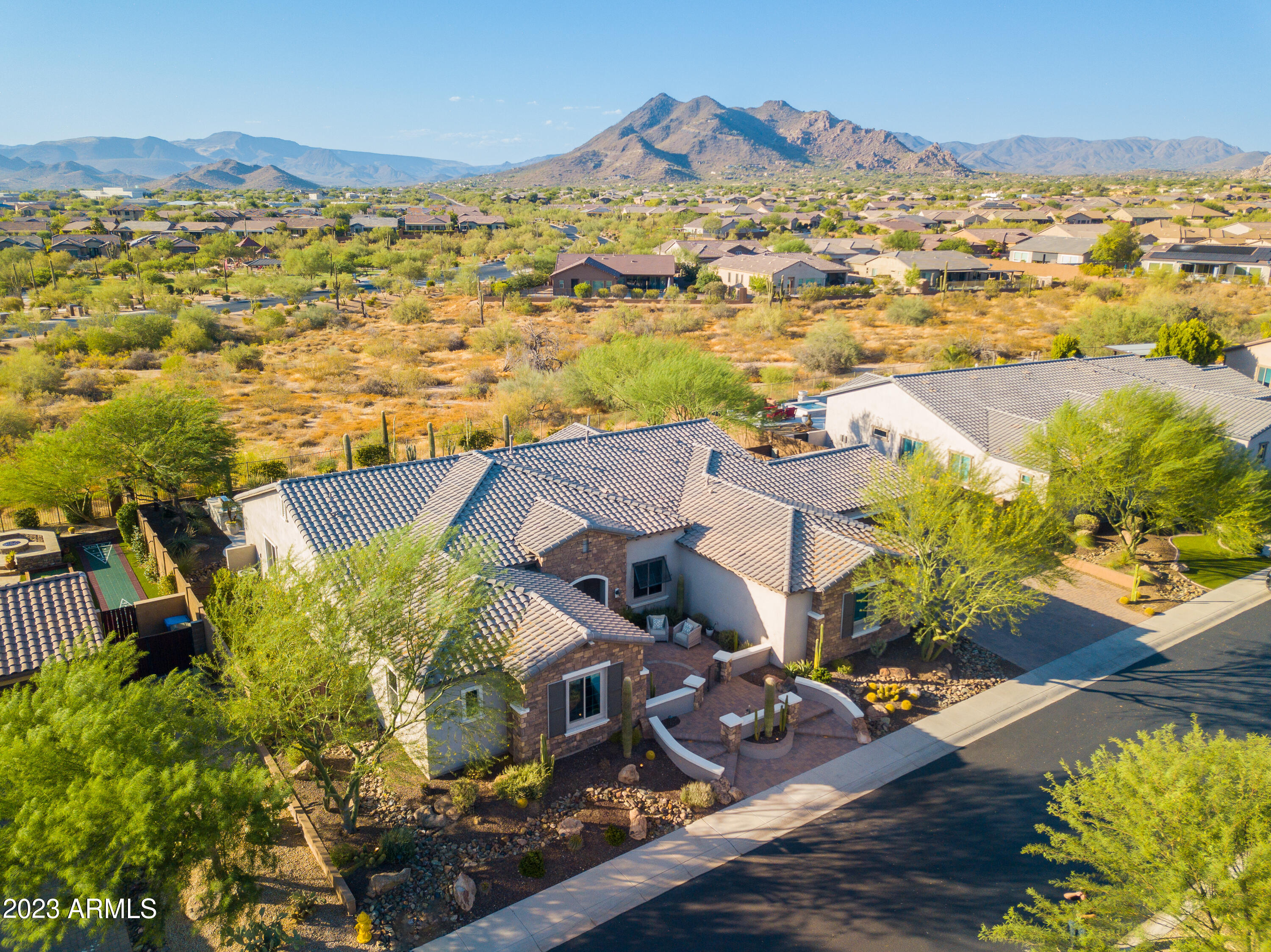 6016 E Thunder Hawk Road