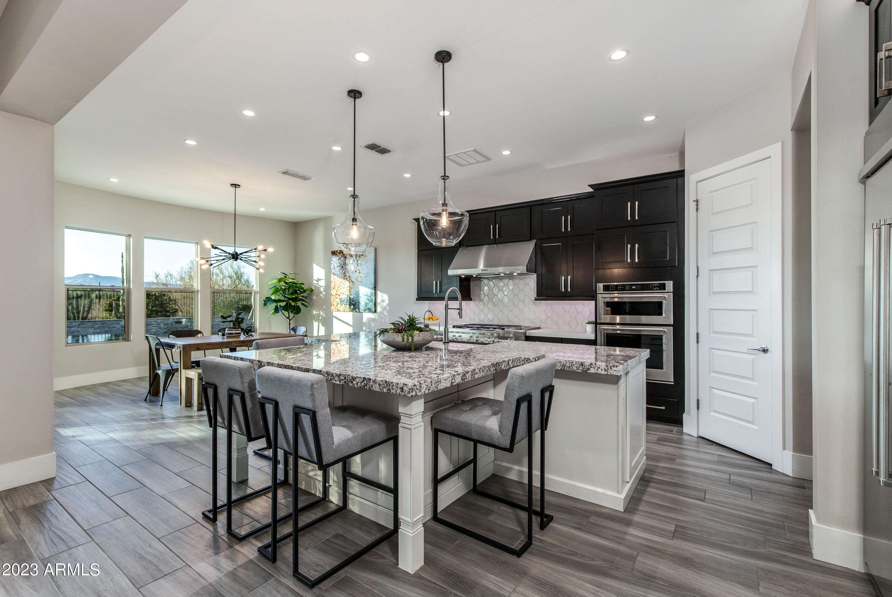 6016 E Thunder Hawk Road