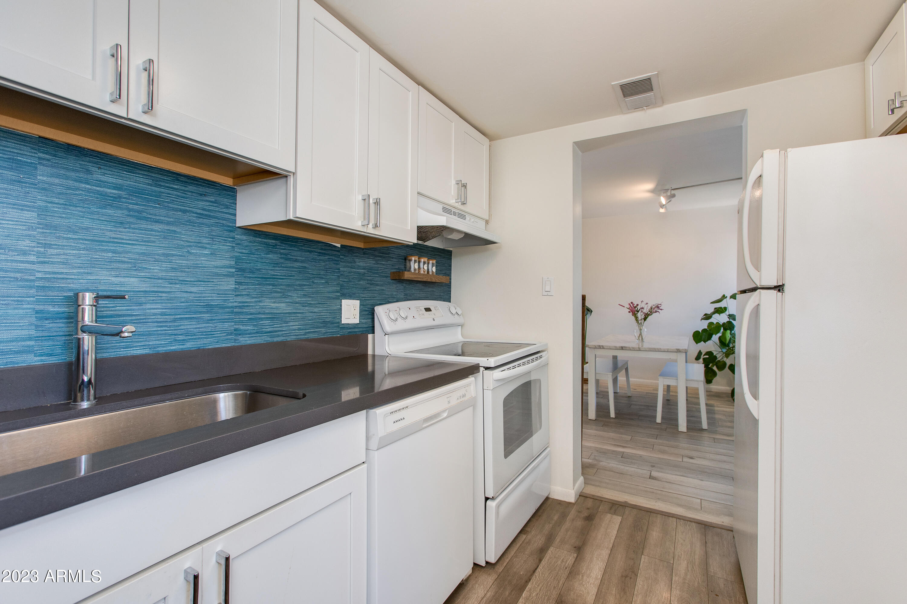 4727 E LAFAYETTE Boulevard, 227