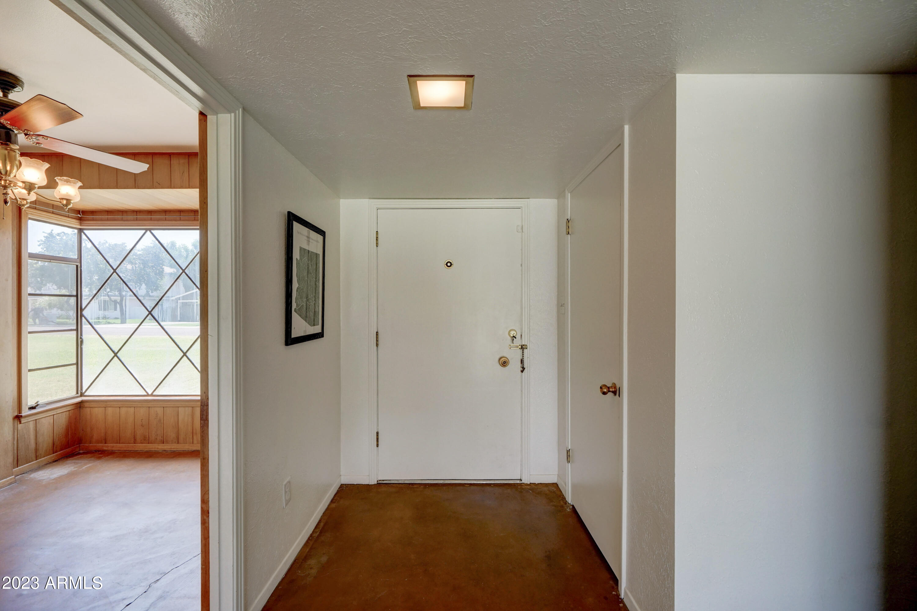 4118 E PASADENA Avenue