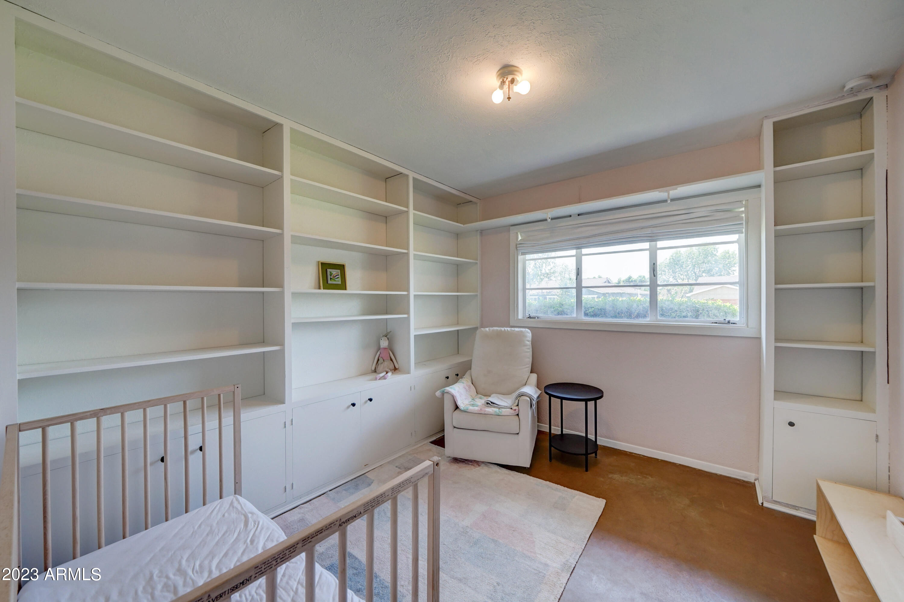 4118 E PASADENA Avenue