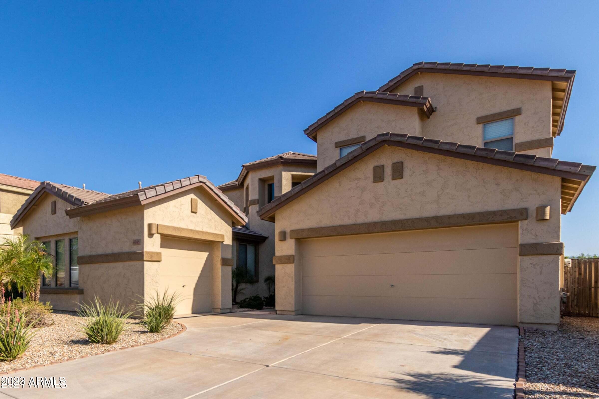 6835 W PLEASANT Lane