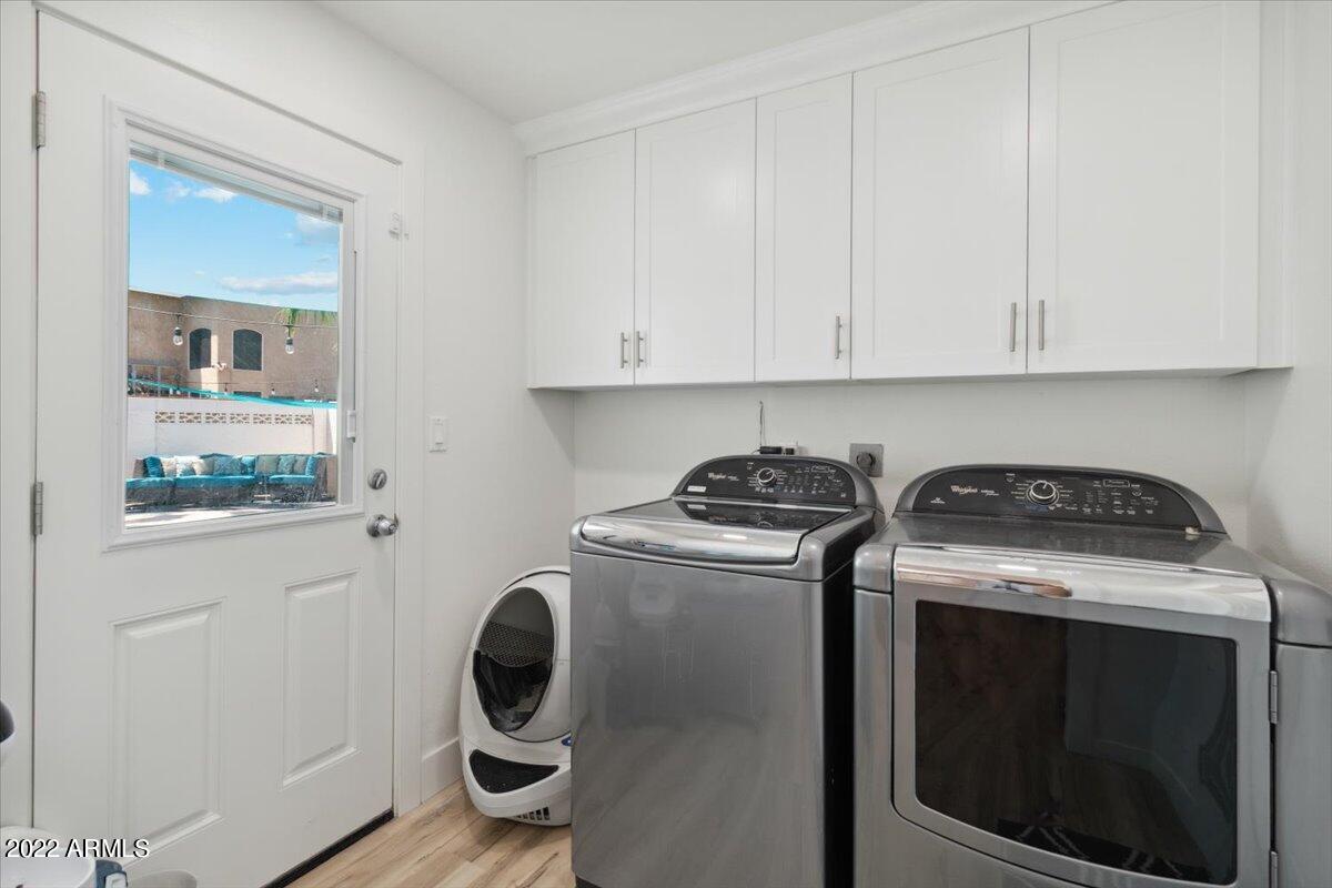 11608 N 32ND Place