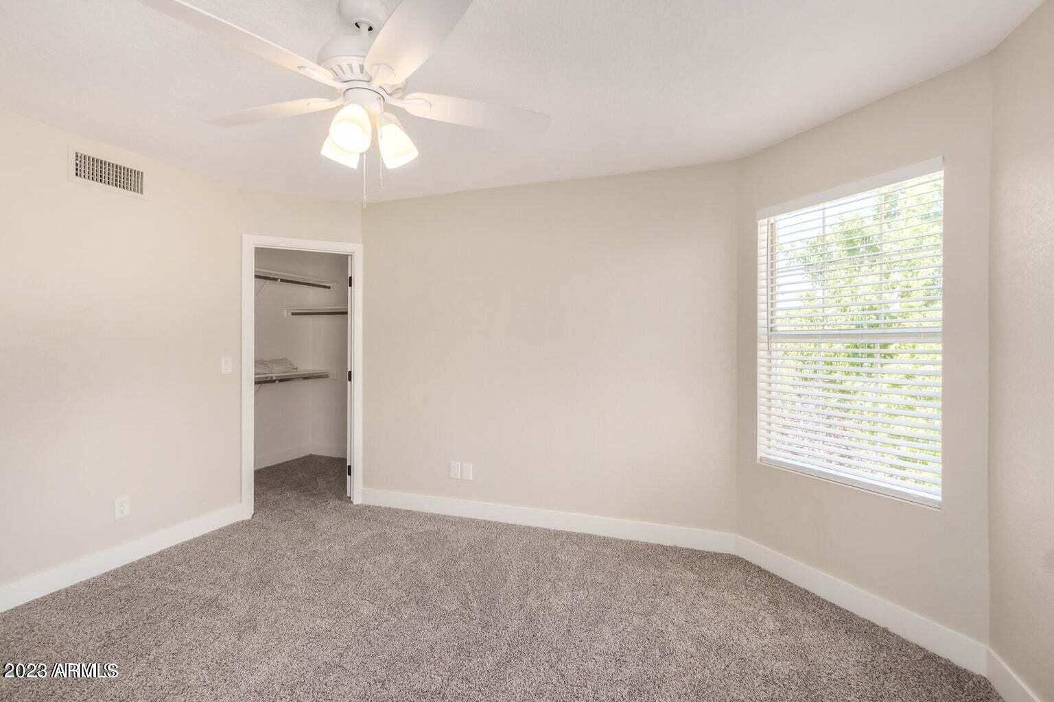 3339 E WOODLAND Drive