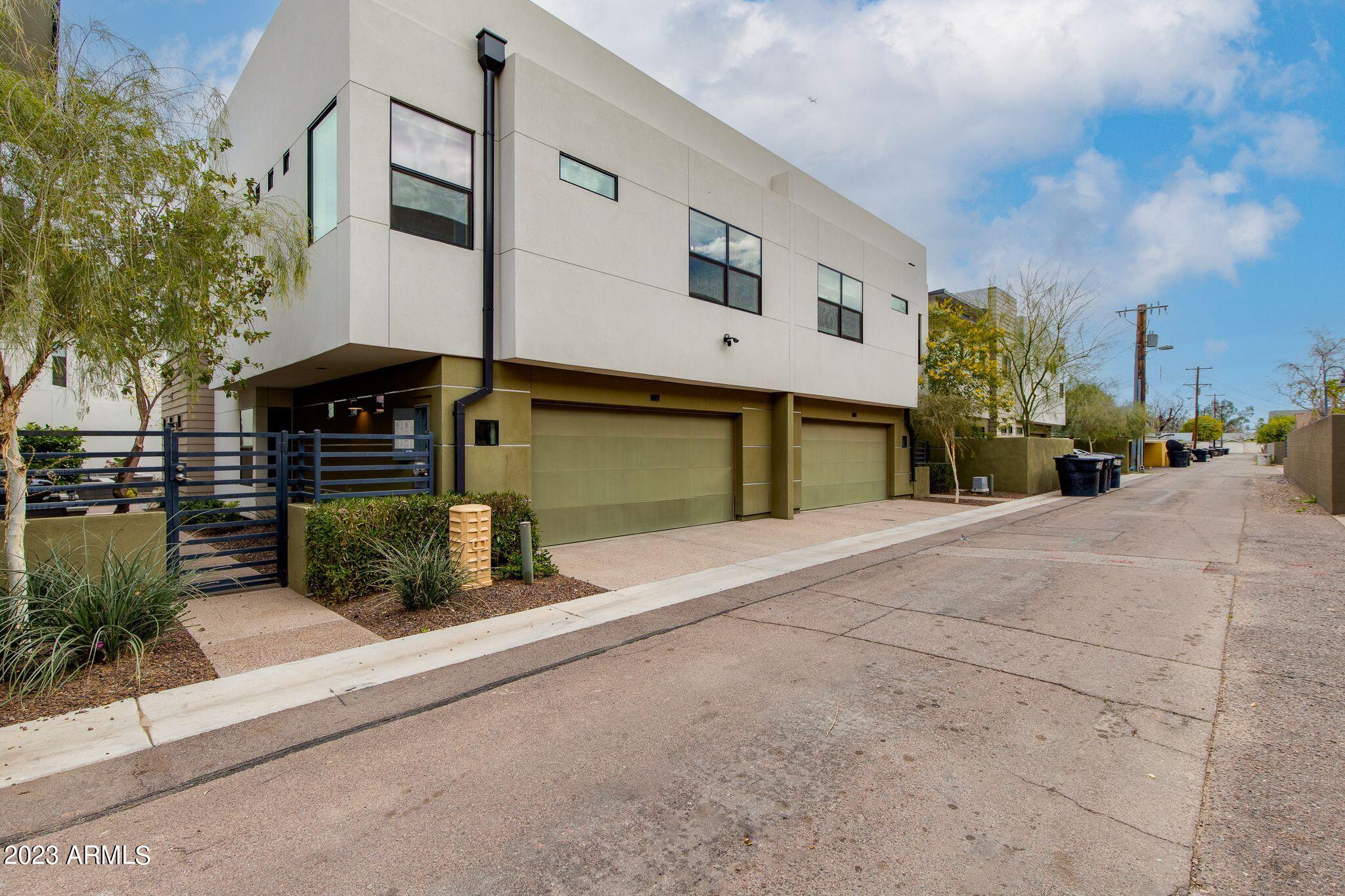 1301 W 4TH Street, 1009