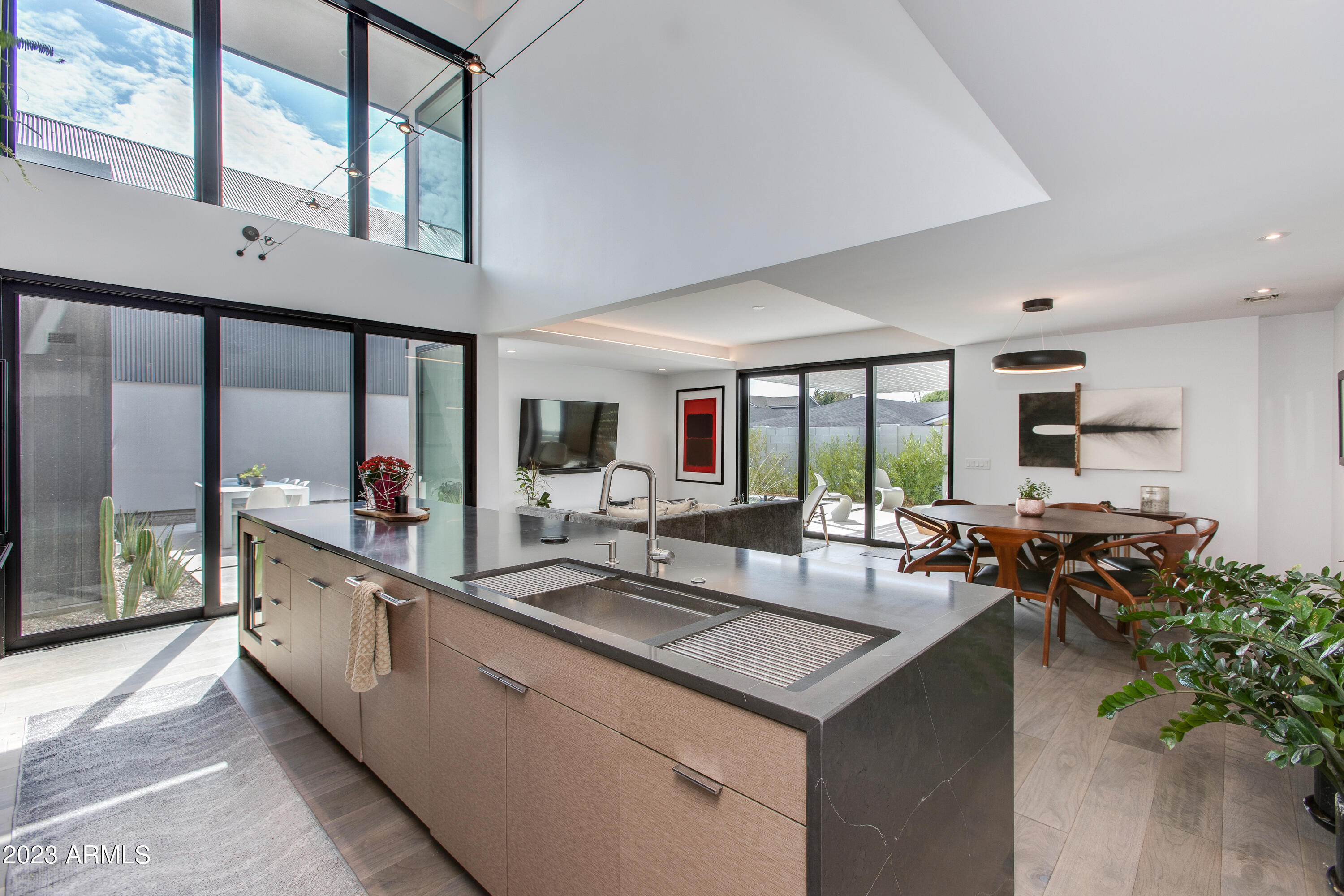 1337 E Pomelo Grove Lane