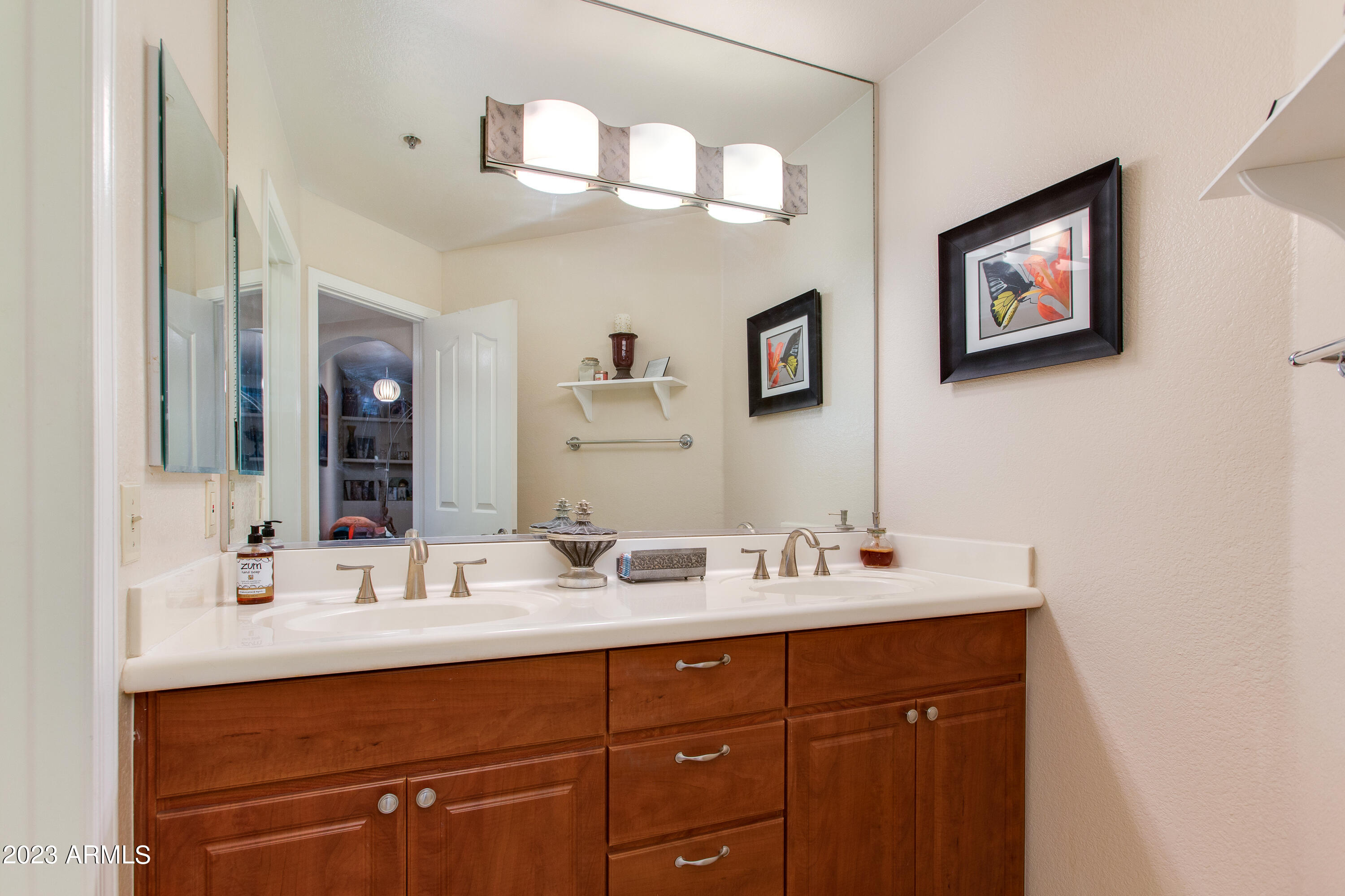 5104 N 32ND Street, 337