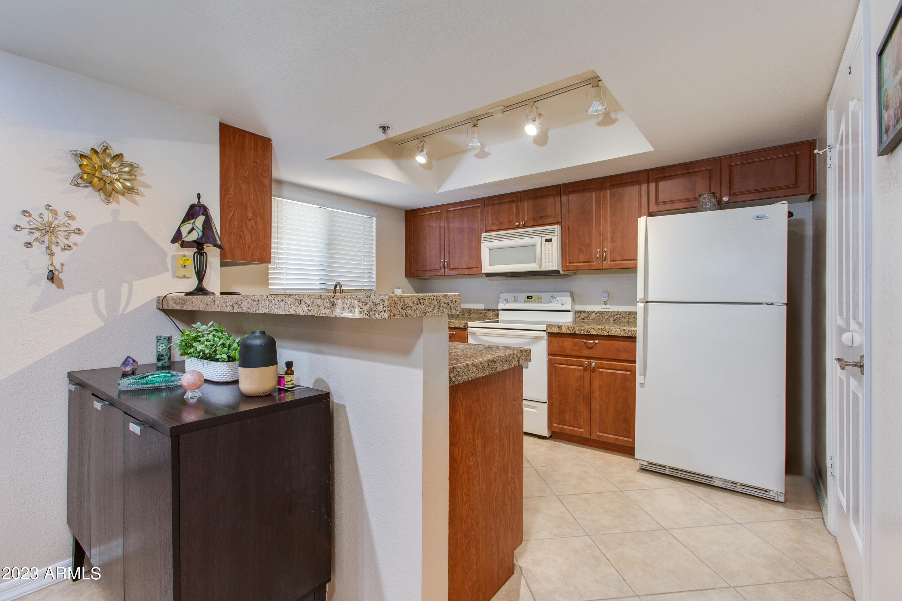 5104 N 32ND Street, 337