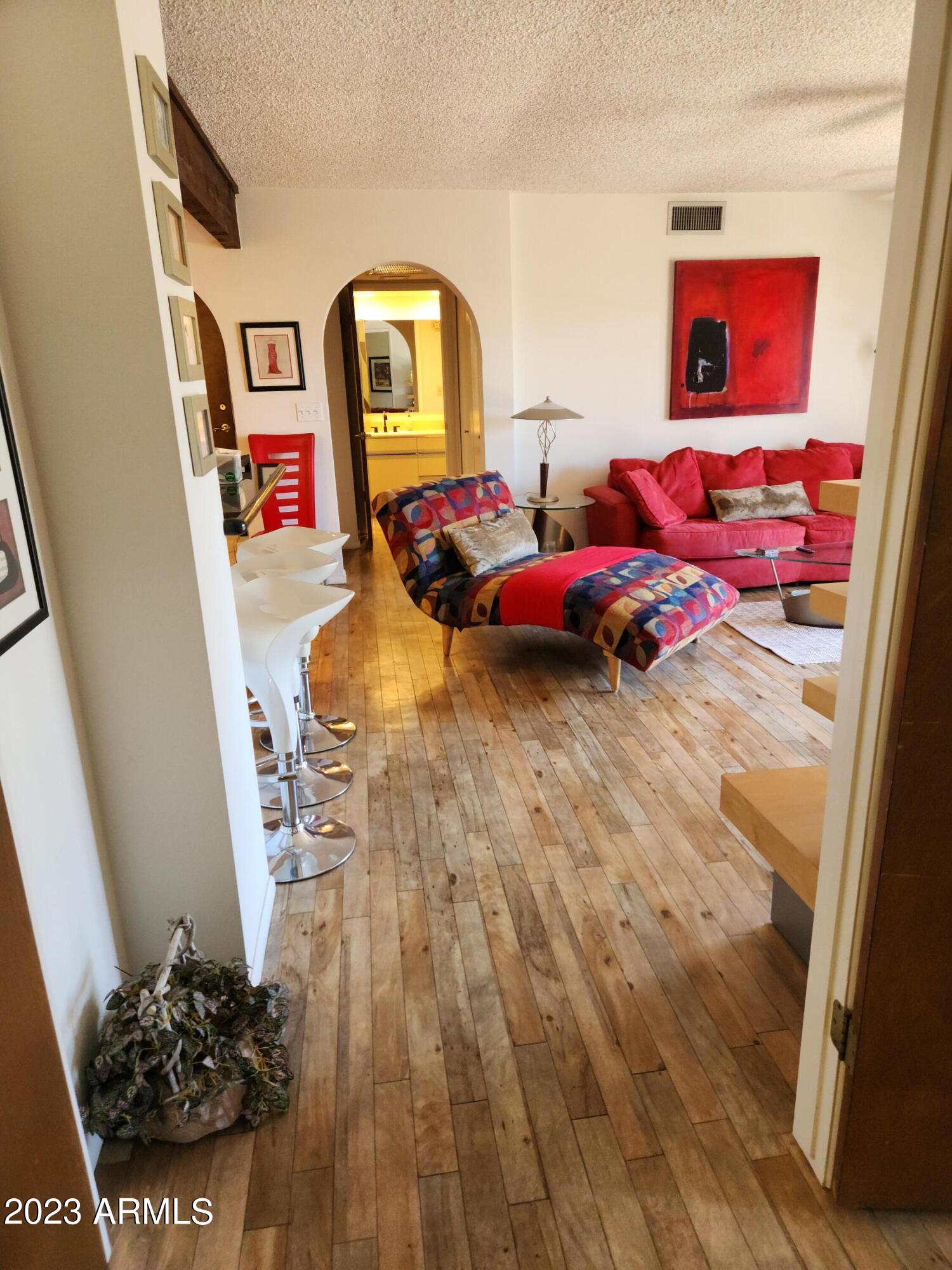 7557 N DREAMY DRAW Drive, 280