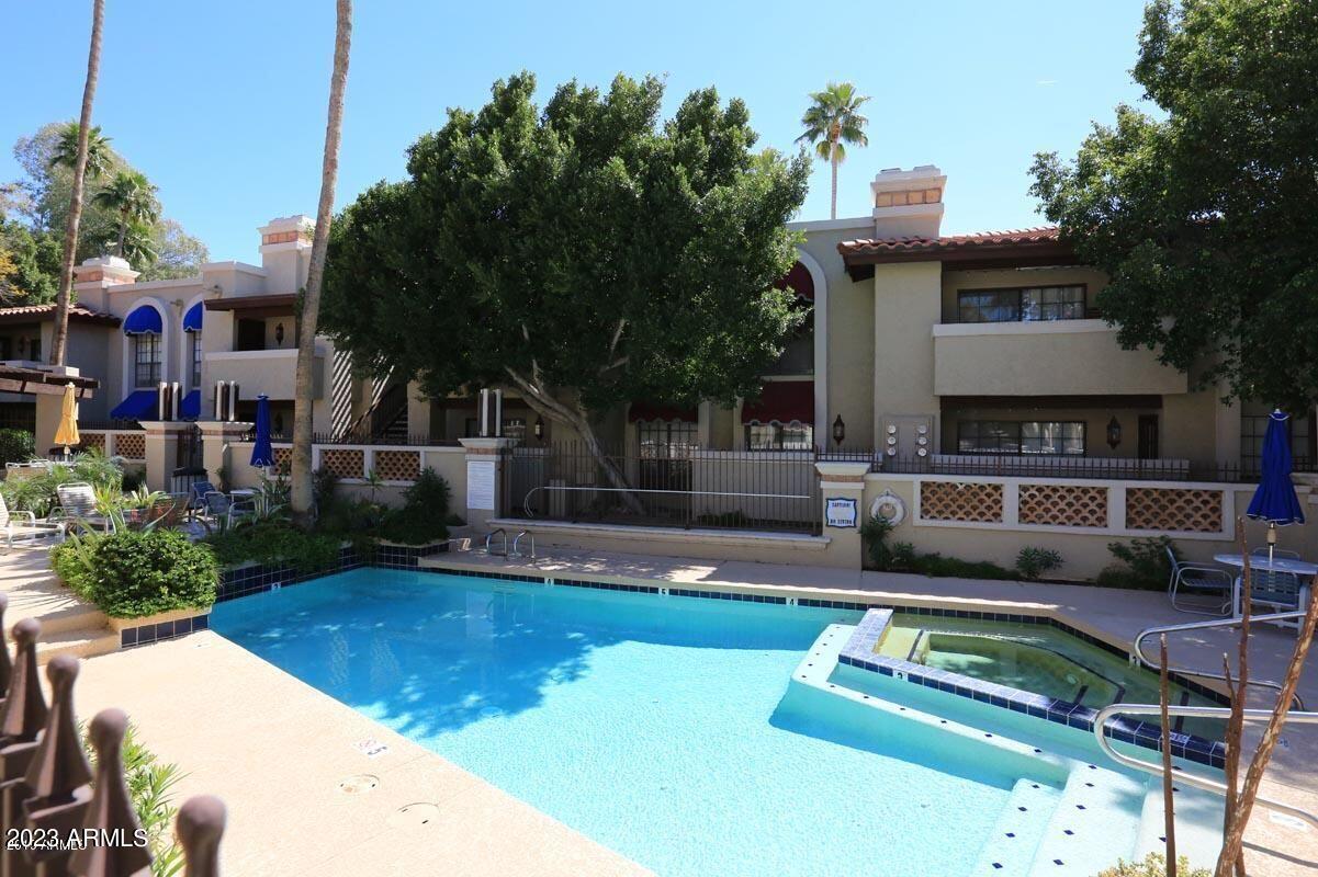 7557 N DREAMY DRAW Drive, 280