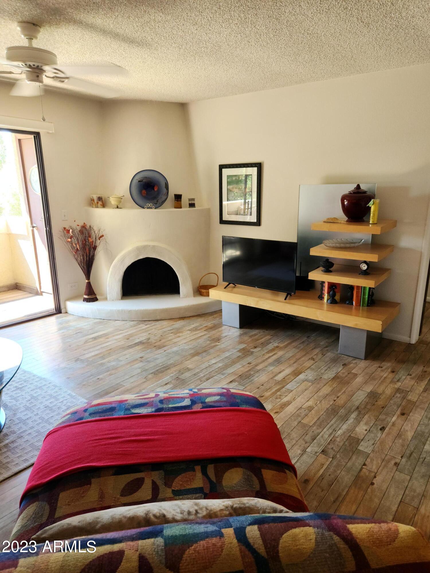 7557 N DREAMY DRAW Drive, 280