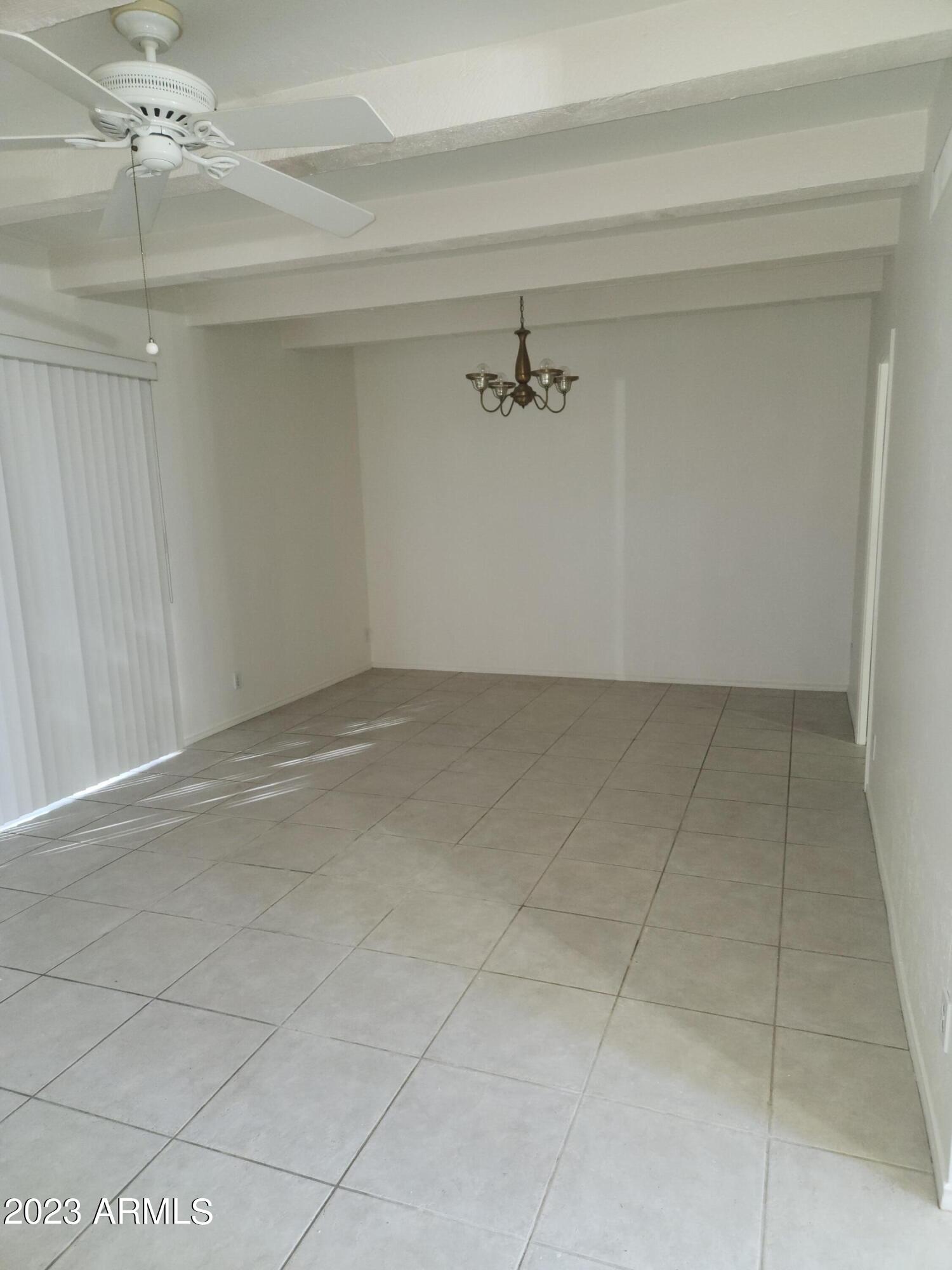 1615 E BORGHESE Place