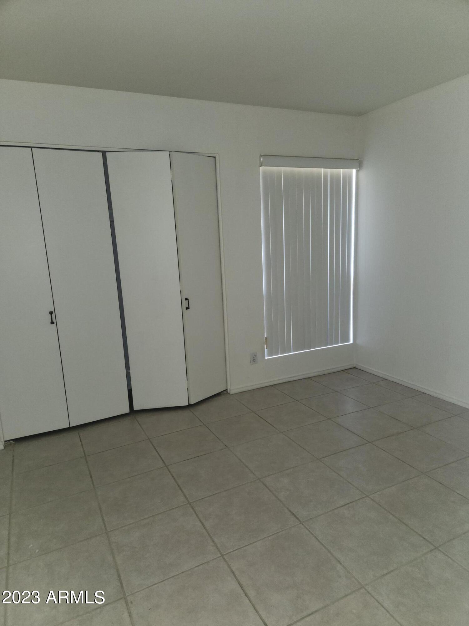 1615 E BORGHESE Place