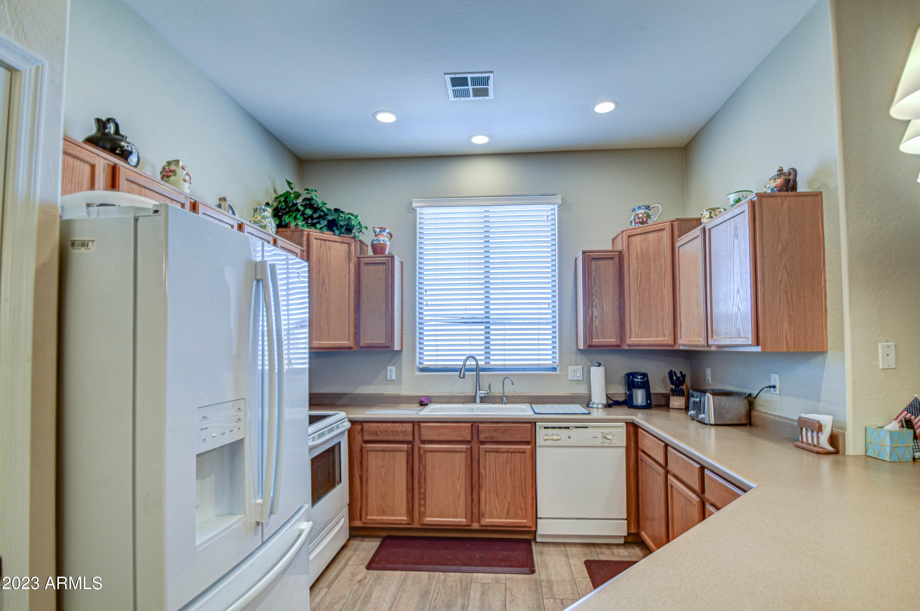 25 S QUINN Circle, 62