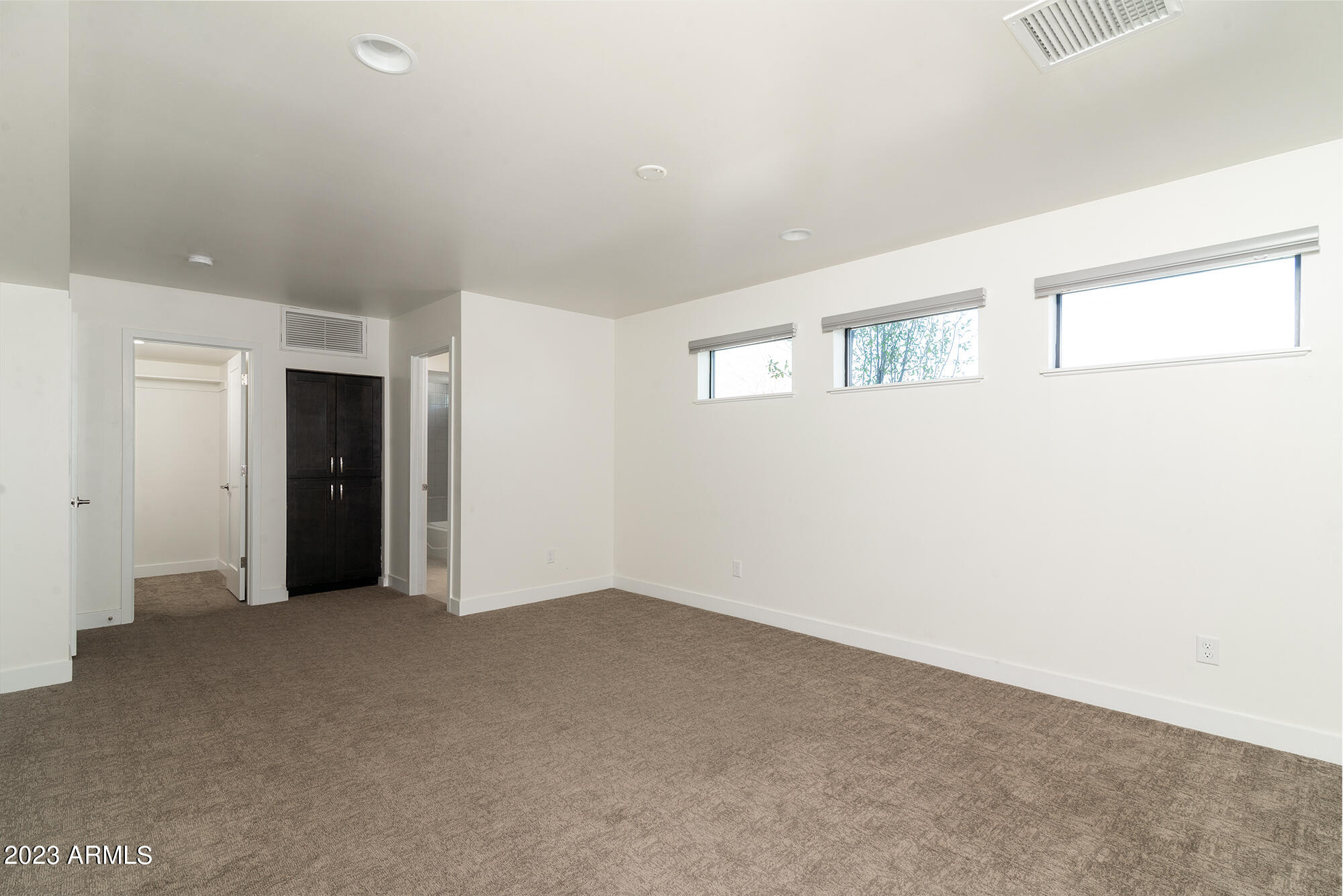 1301 W 4TH Street, 1001