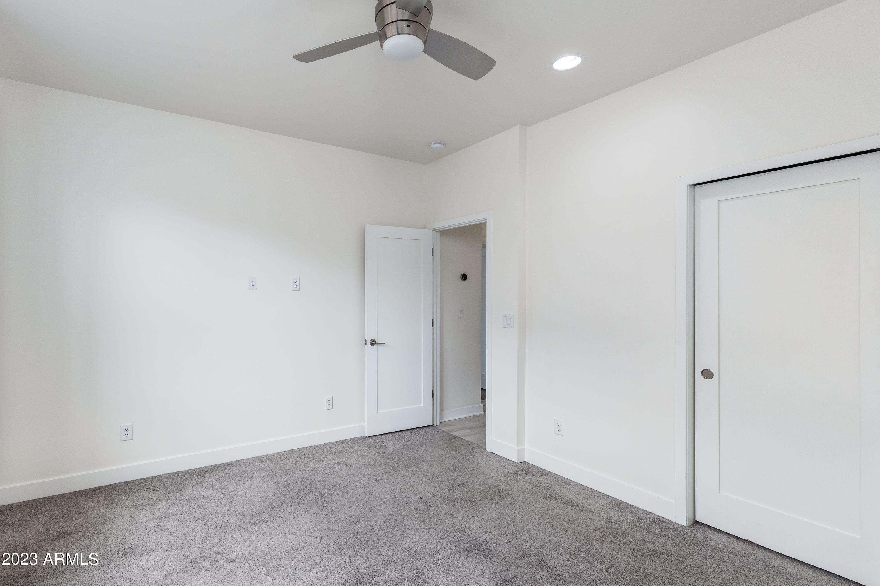 1301 W 4TH Street, 1001