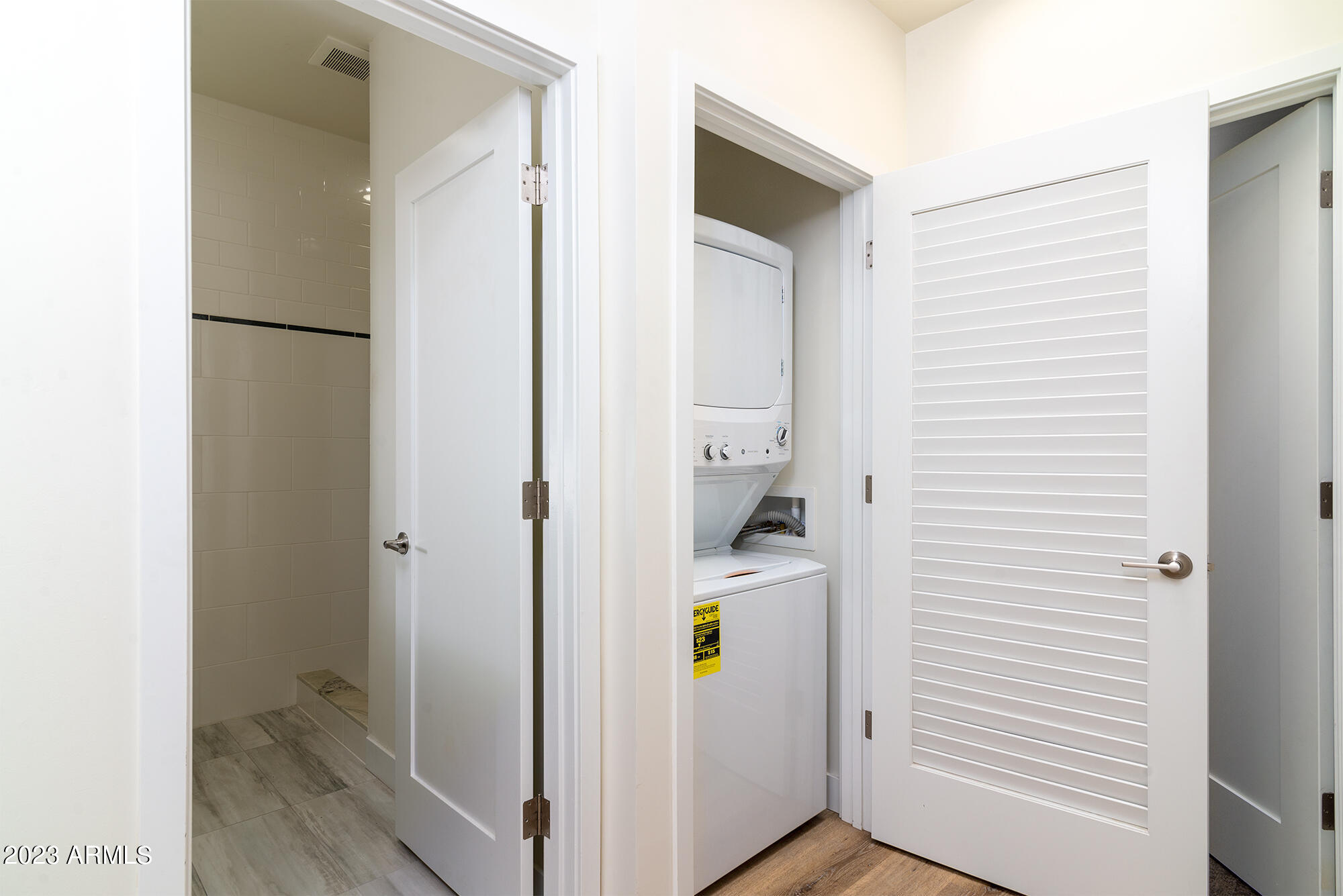 1301 W 4TH Street, 1001