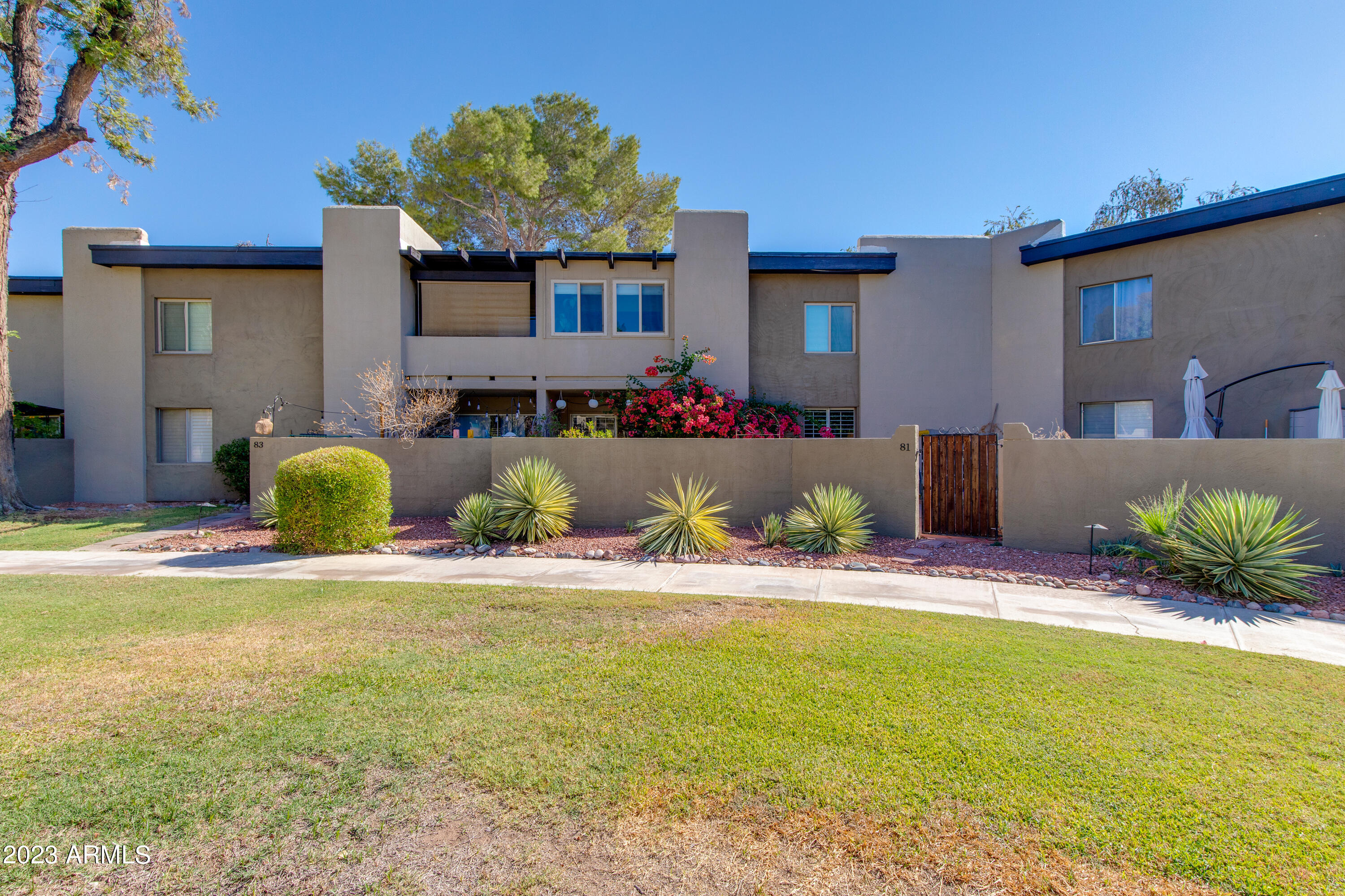 4201 E CAMELBACK Road, 81