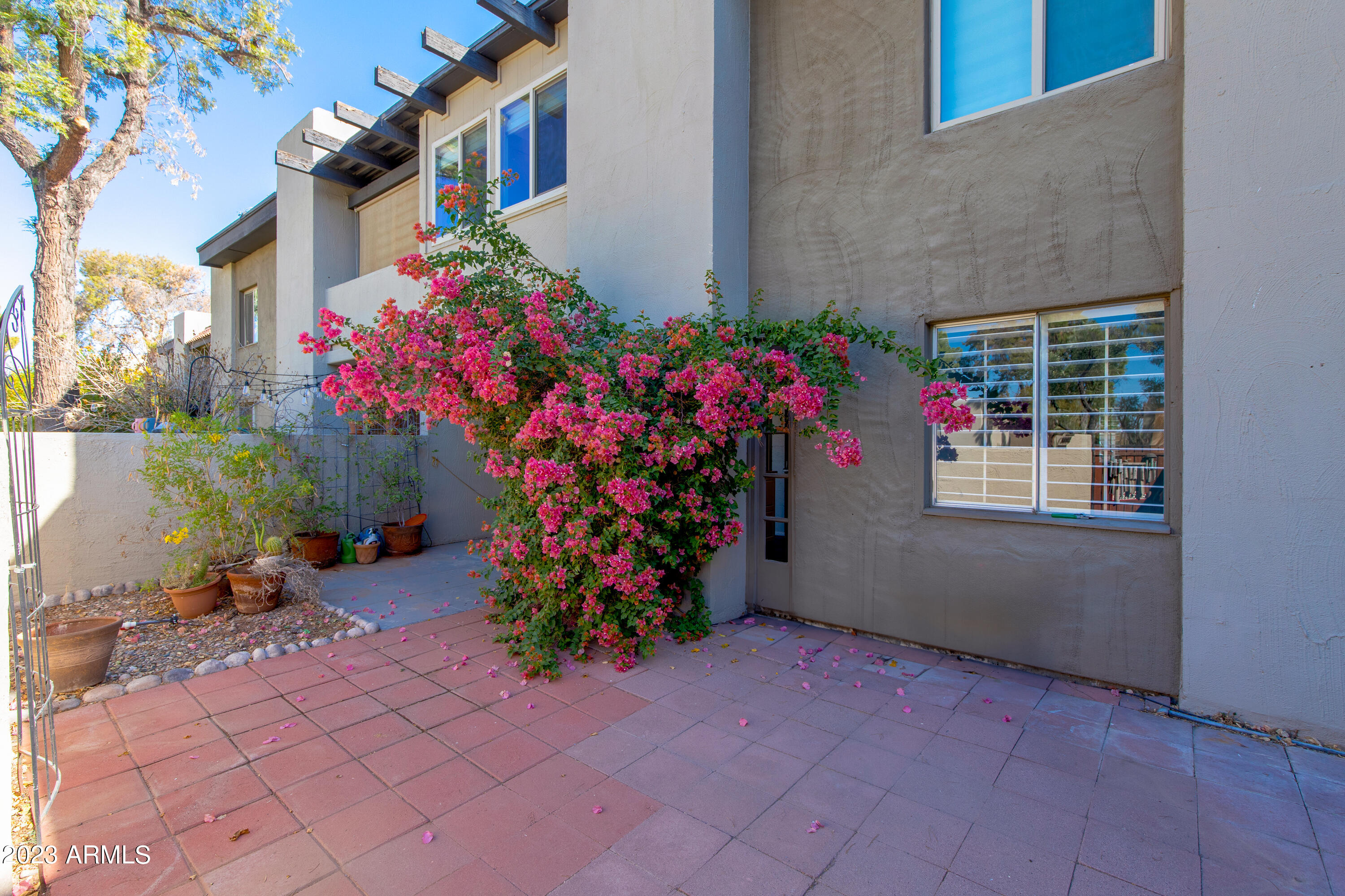 4201 E CAMELBACK Road, 81