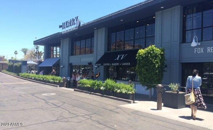 4201 E CAMELBACK Road, 81