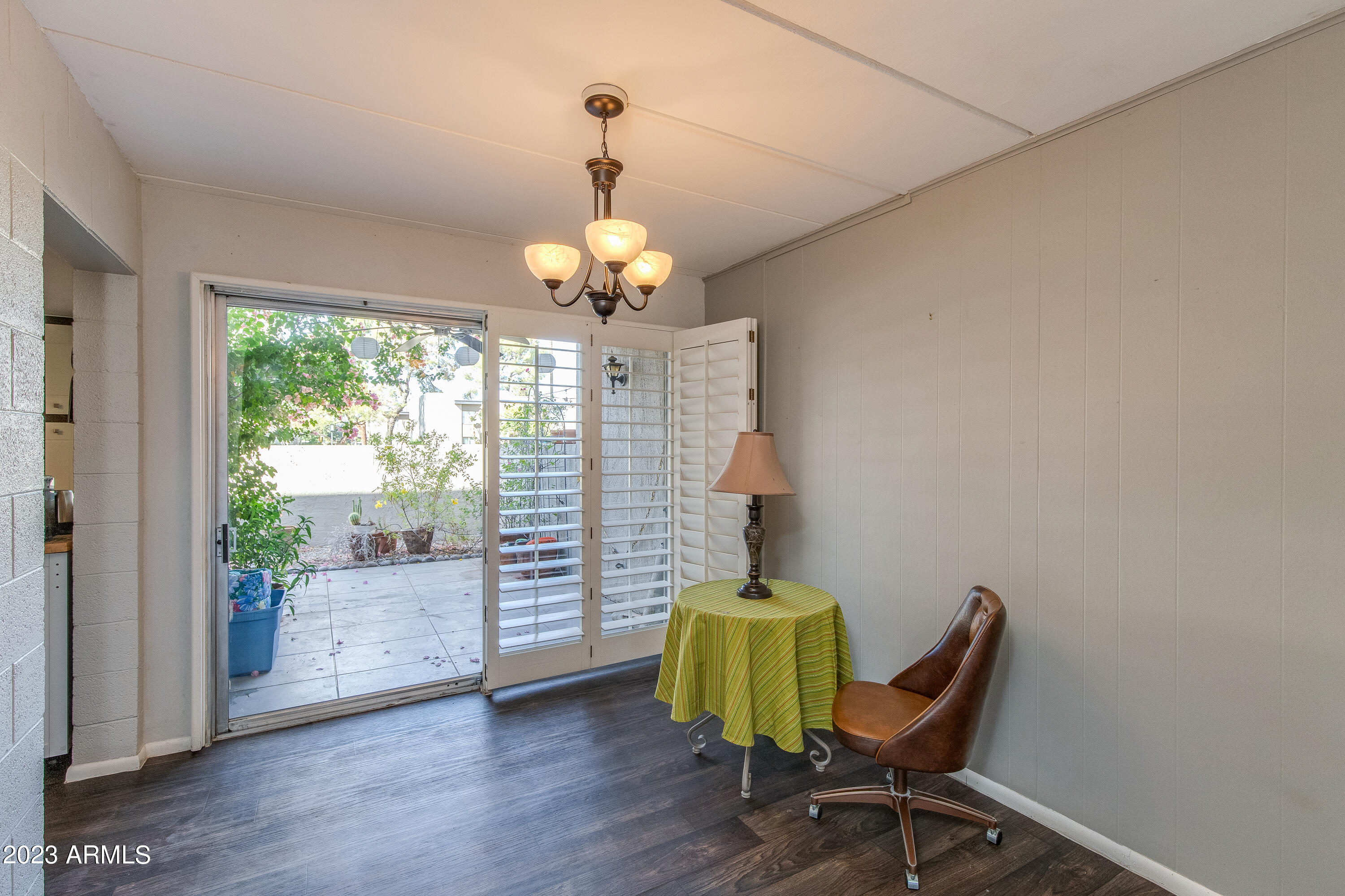 4201 E CAMELBACK Road, 81