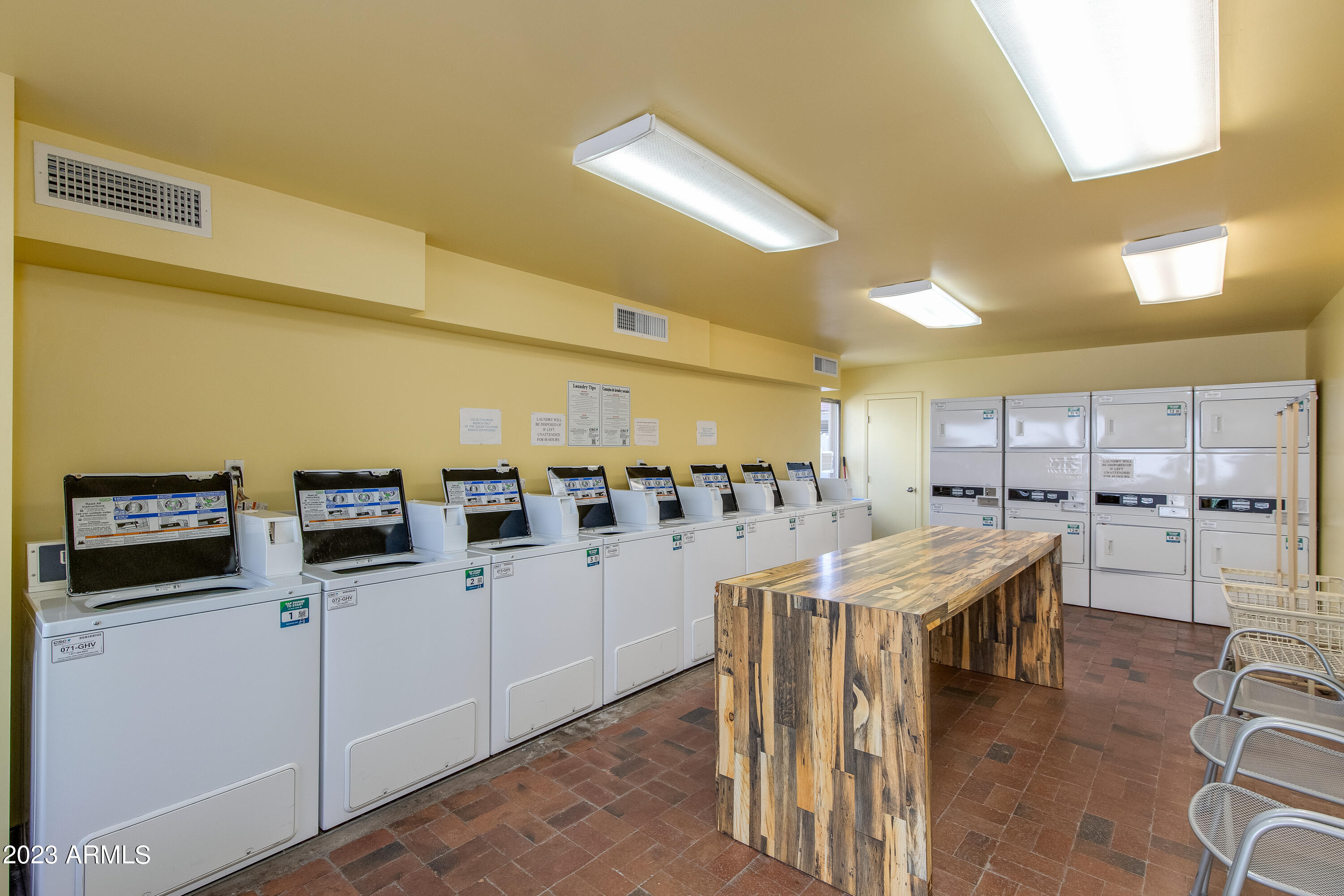 4201 E CAMELBACK Road, 81