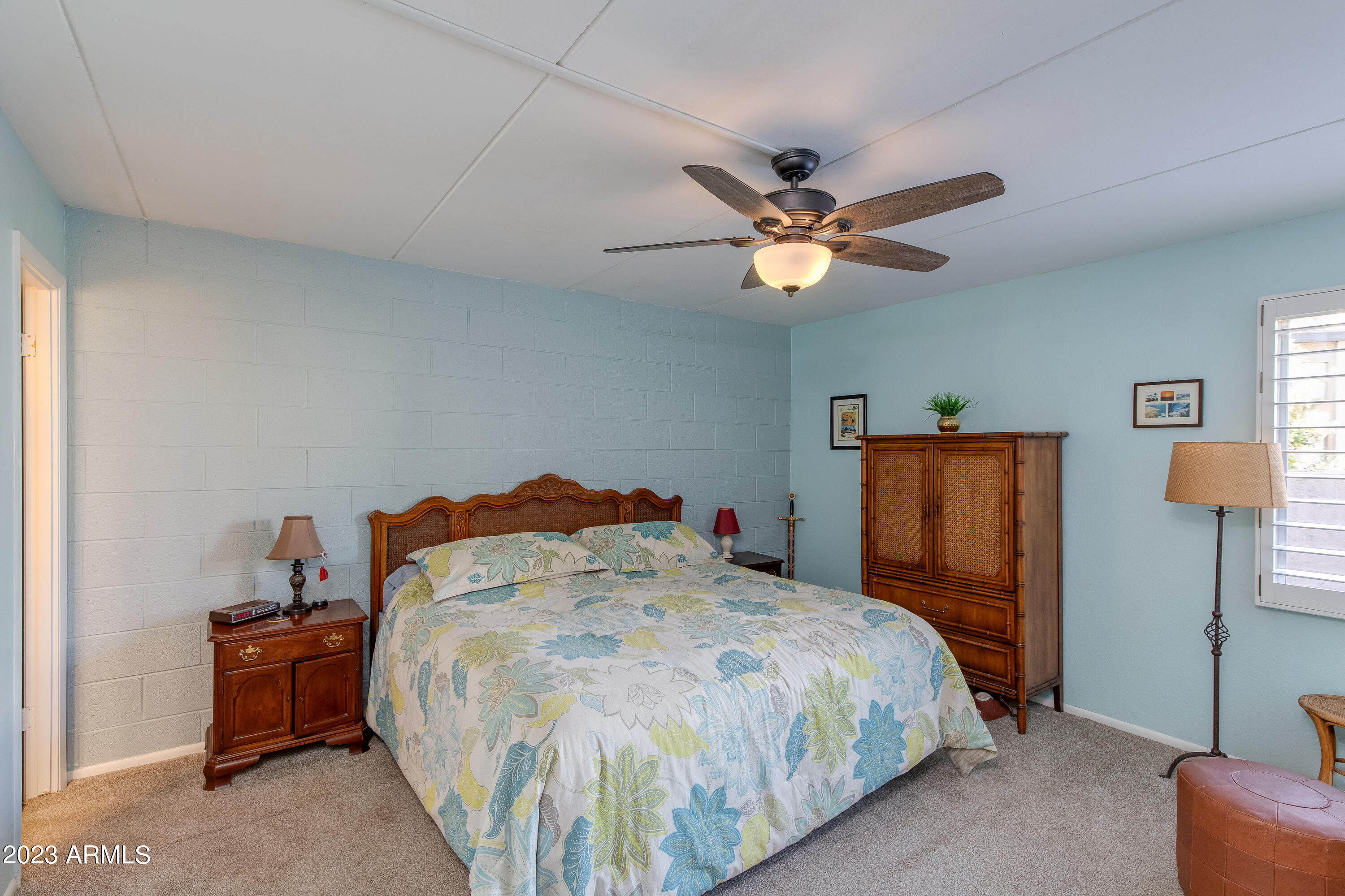 4201 E CAMELBACK Road, 81