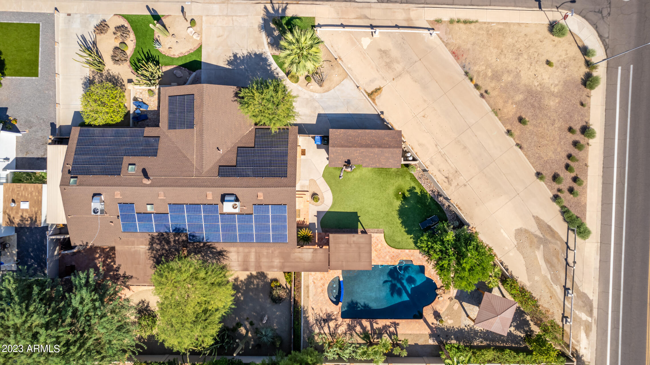 2631 E CHRISTY Drive