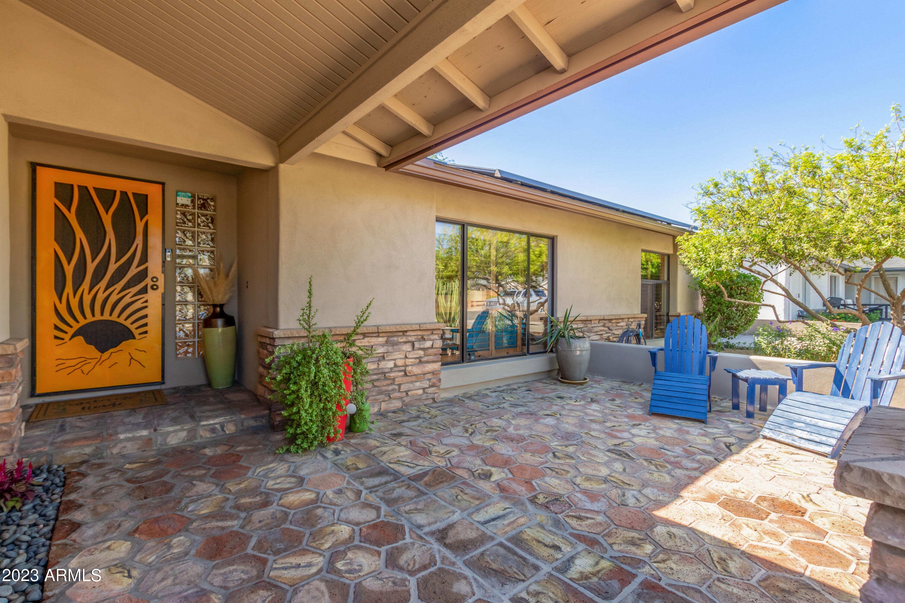 2631 E CHRISTY Drive