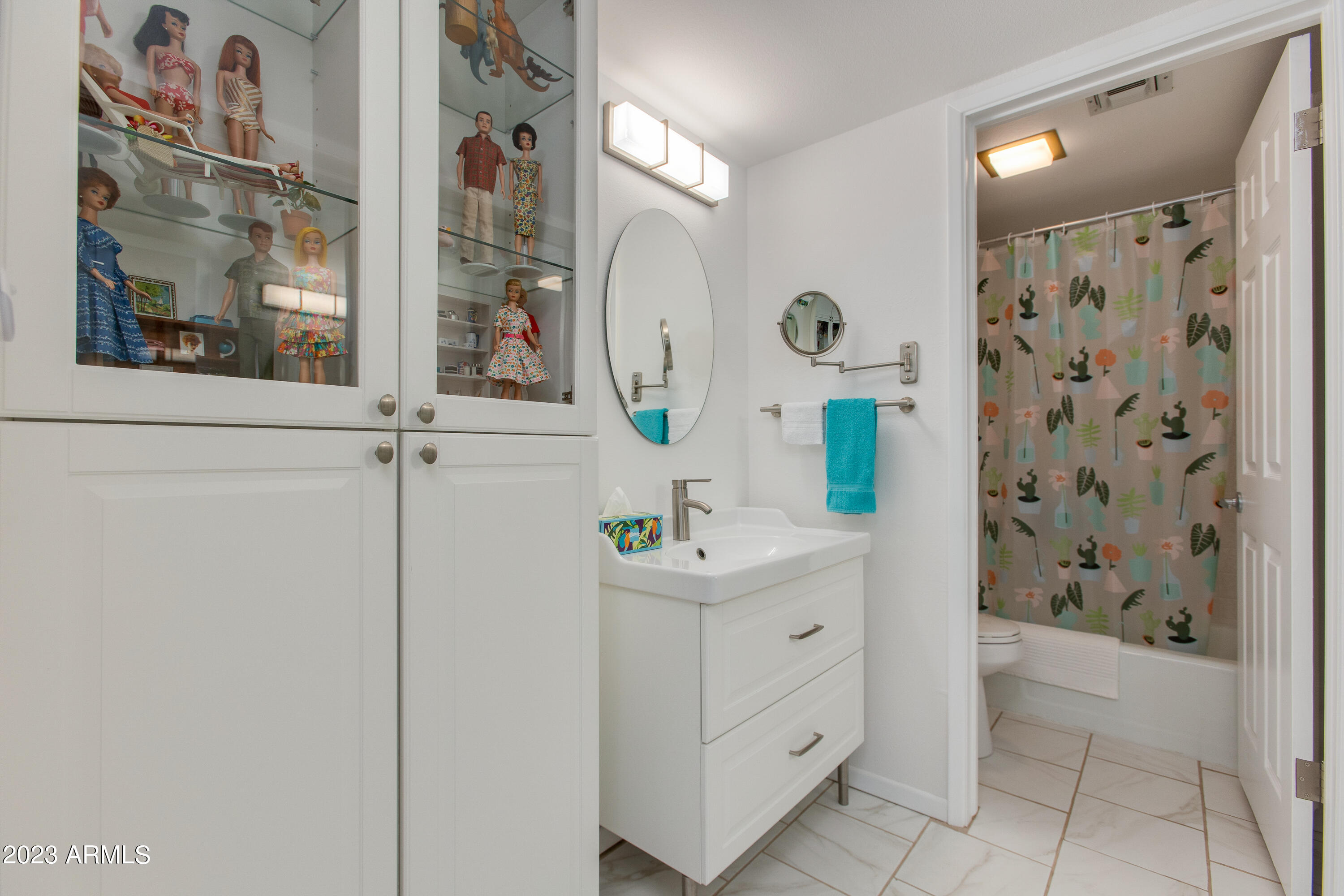 5102 N 31ST Place, 444
