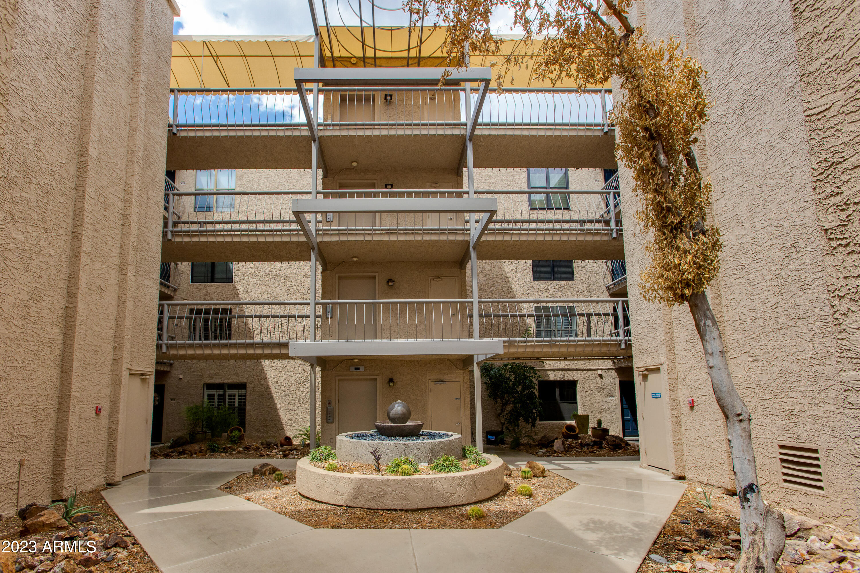 5102 N 31ST Place, 444