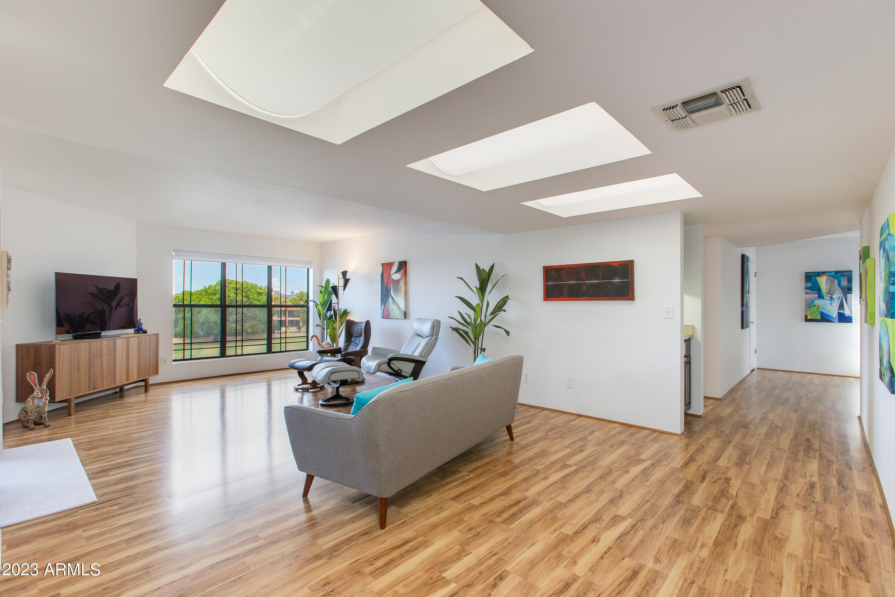5102 N 31ST Place, 444