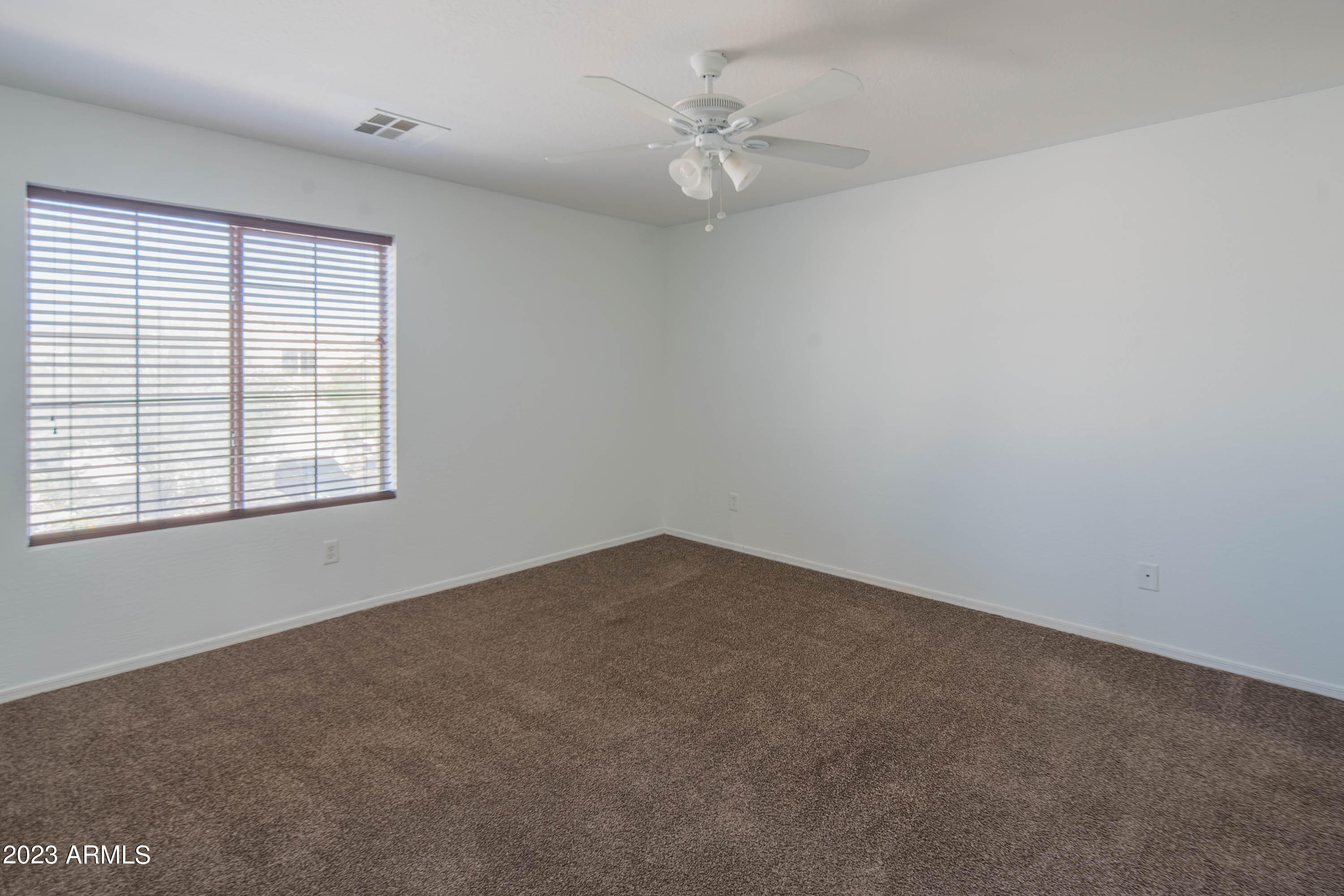 23229 W MOHAVE Street