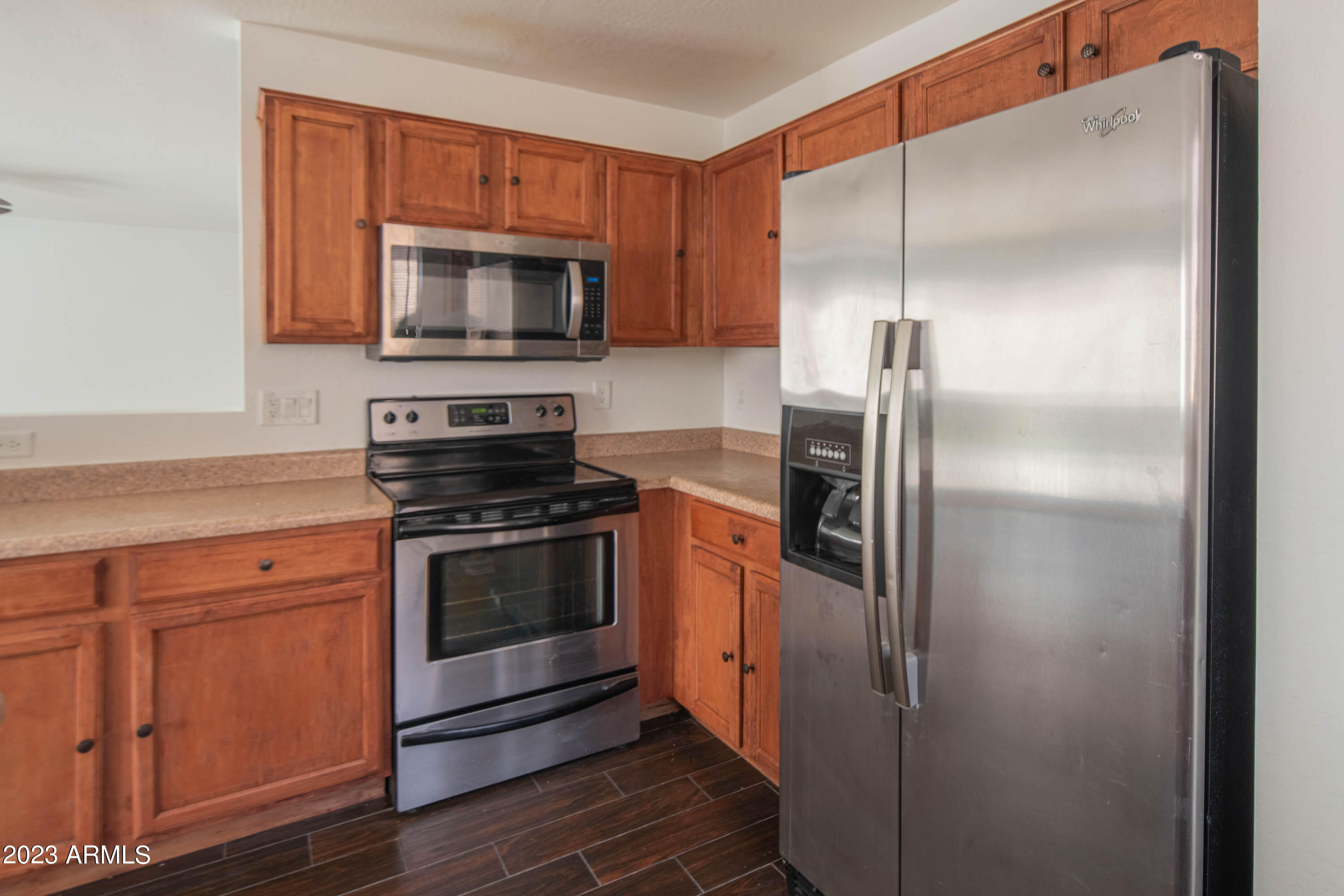 23229 W MOHAVE Street