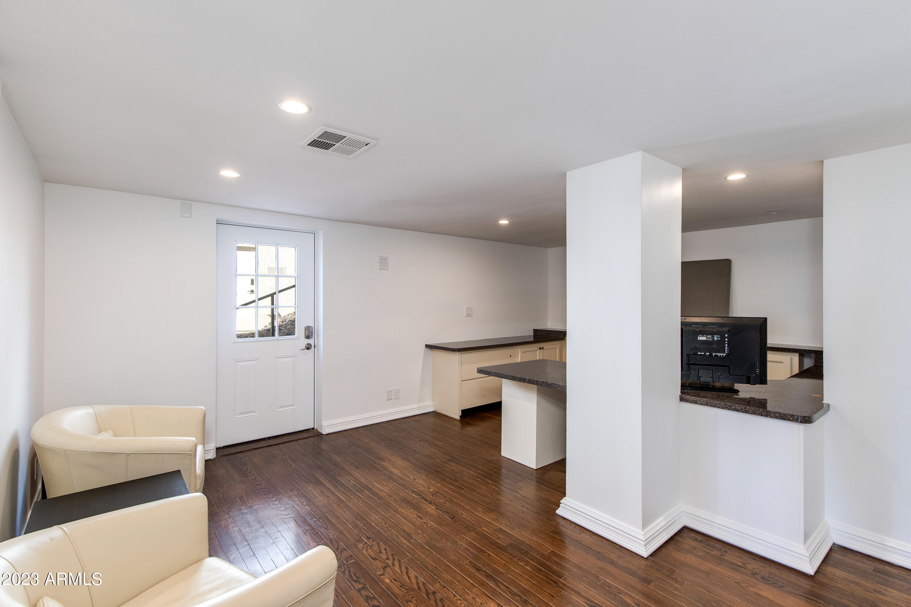3800 E LINCOLN Drive, 24