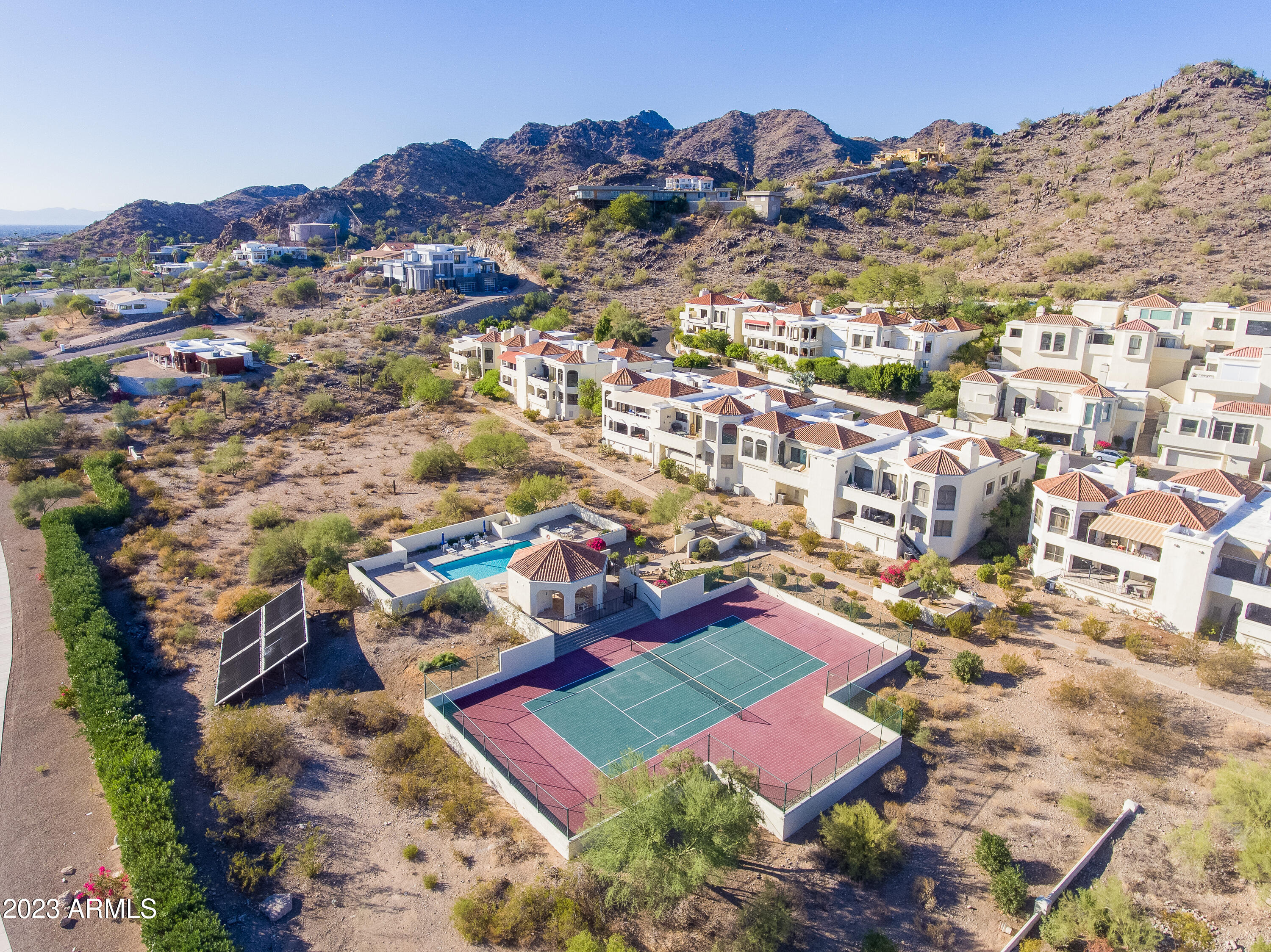 3800 E LINCOLN Drive, 24