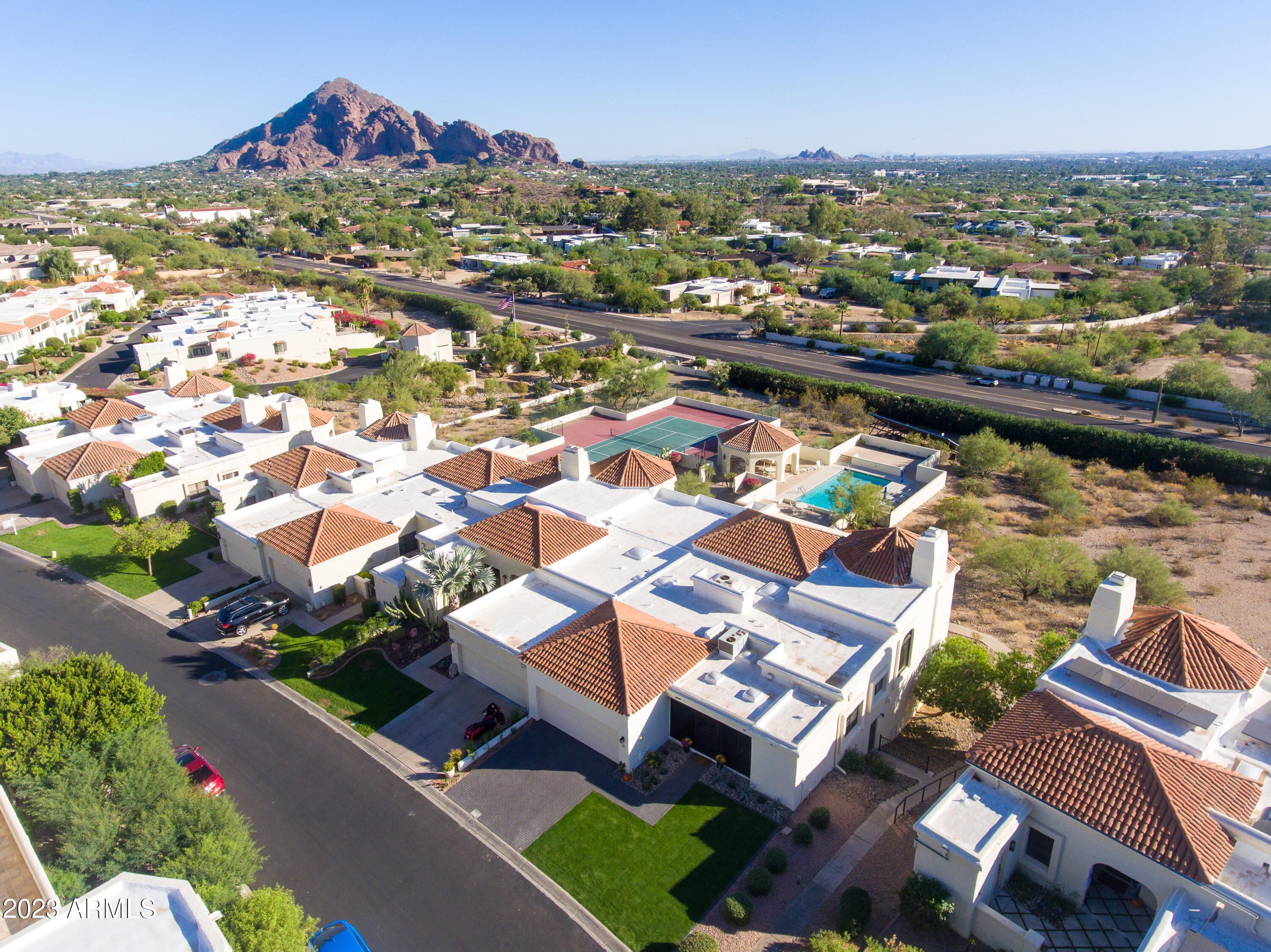 3800 E LINCOLN Drive, 24