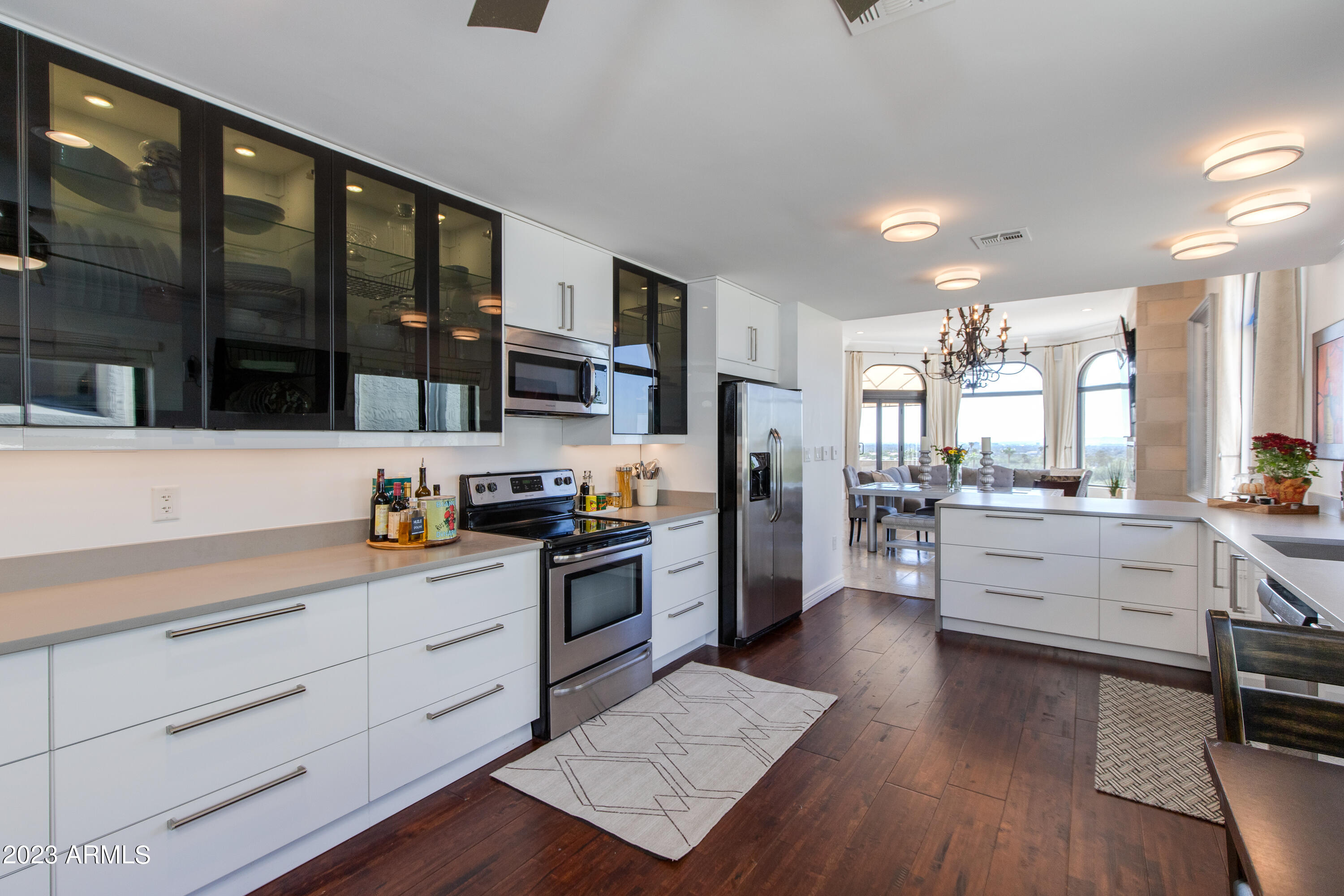 3800 E LINCOLN Drive, 24
