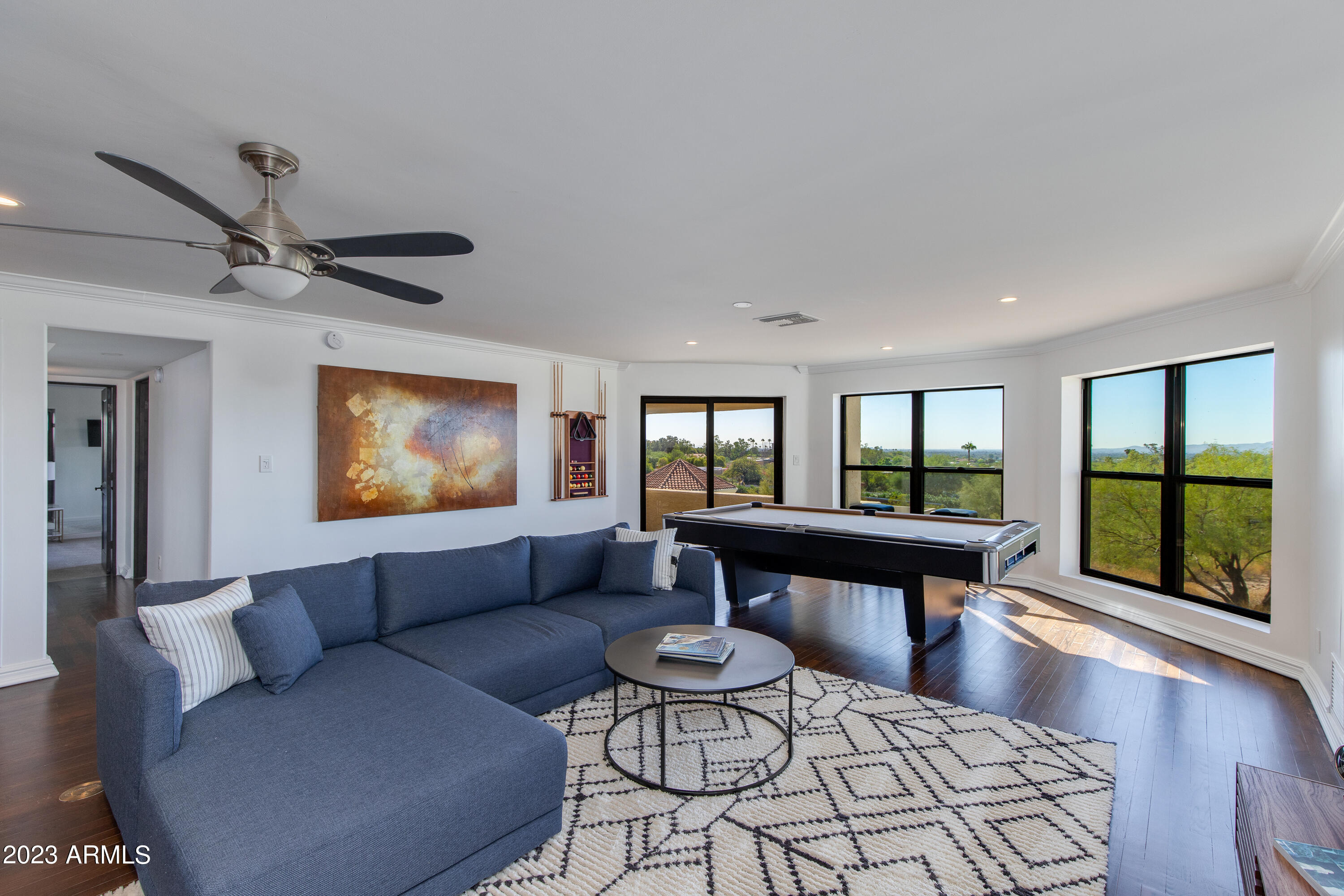 3800 E LINCOLN Drive, 24