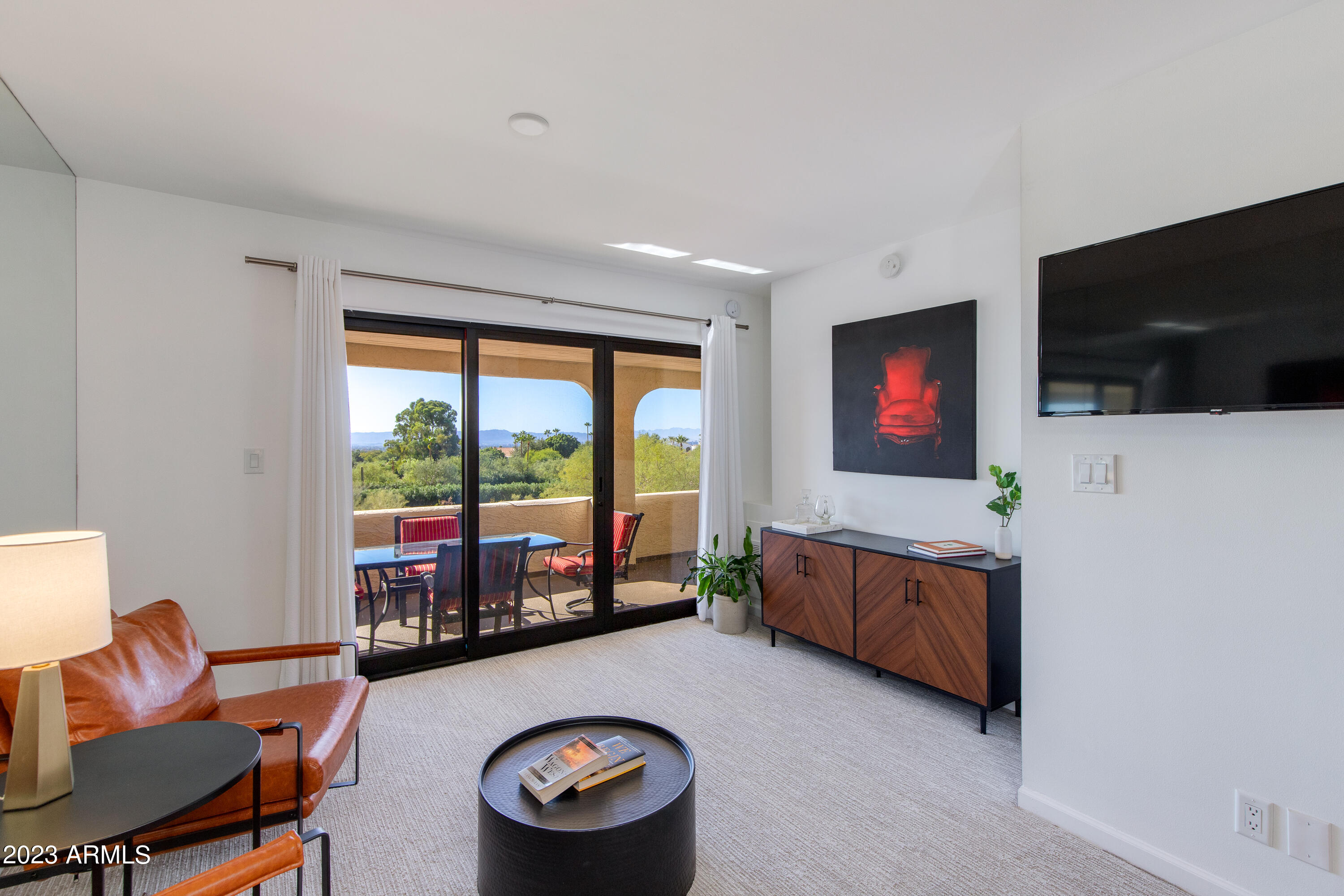 3800 E LINCOLN Drive, 24