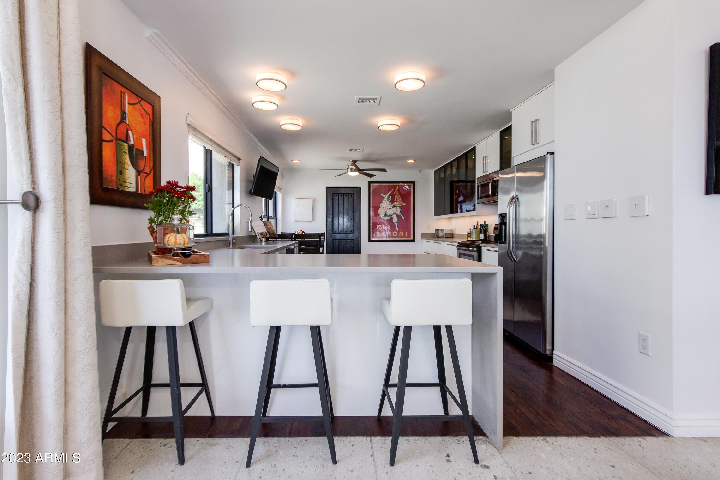 3800 E LINCOLN Drive, 24