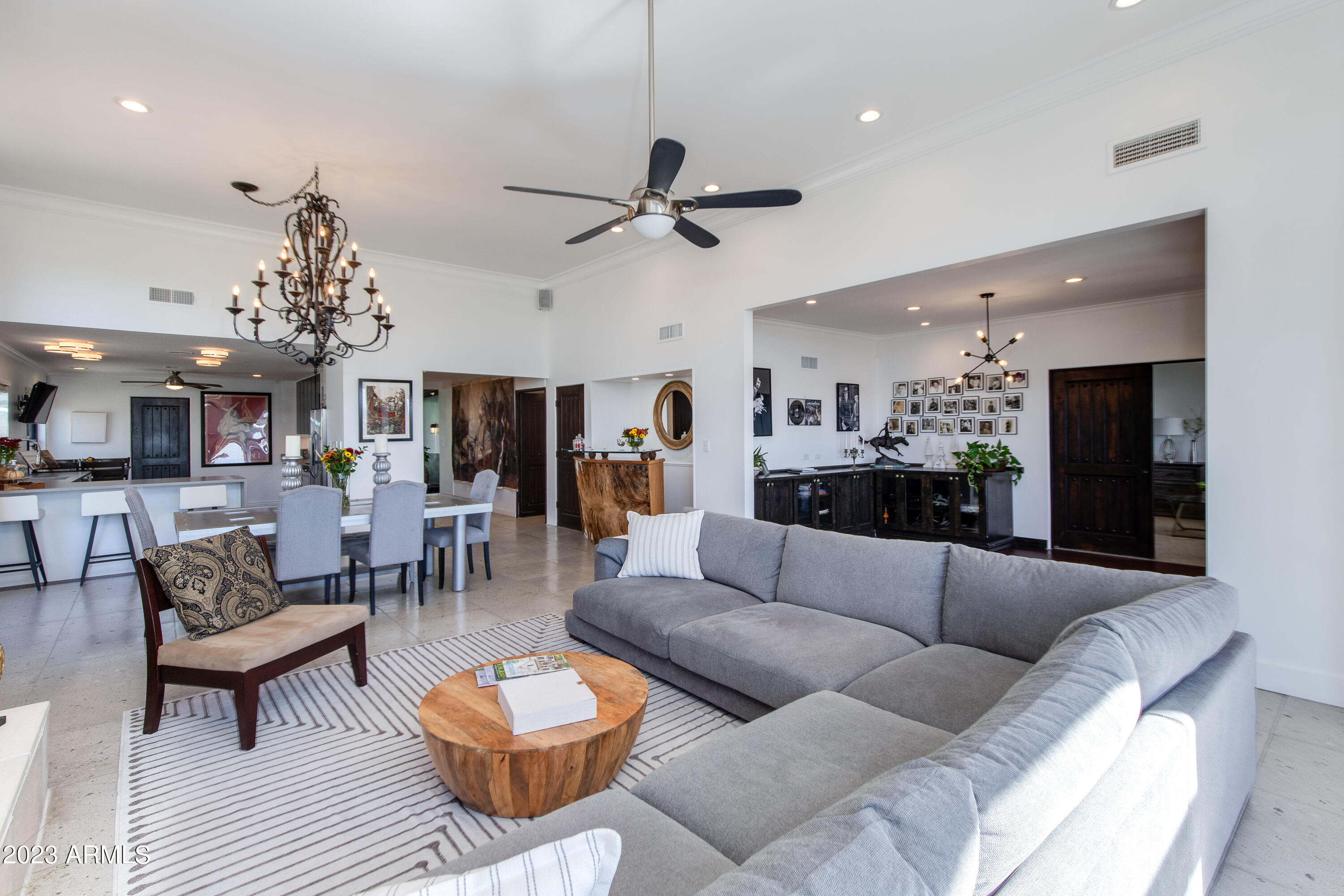 3800 E LINCOLN Drive, 24